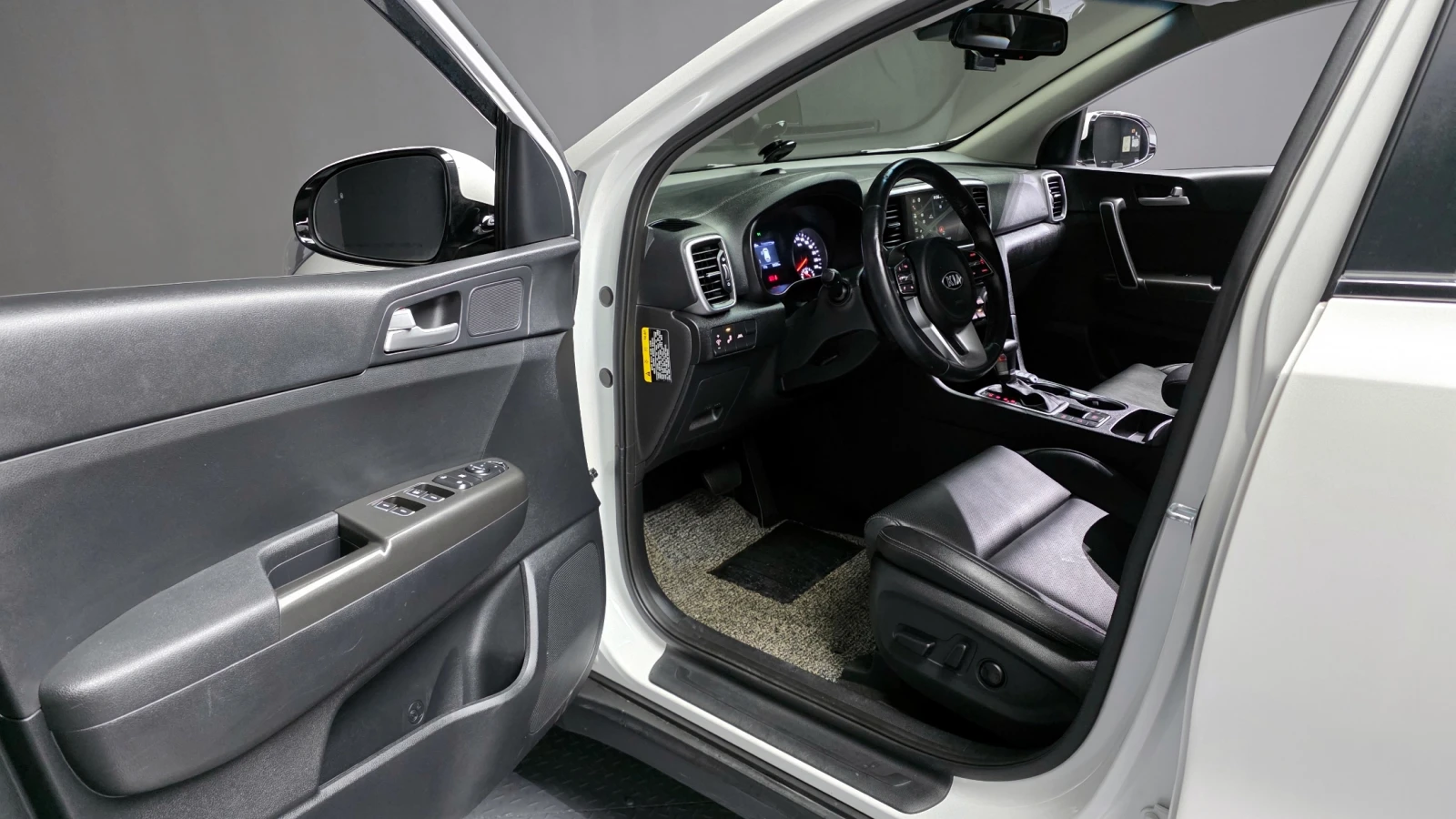 Kia Sportage 2.0 2WD PRESTIGE  - изображение 9