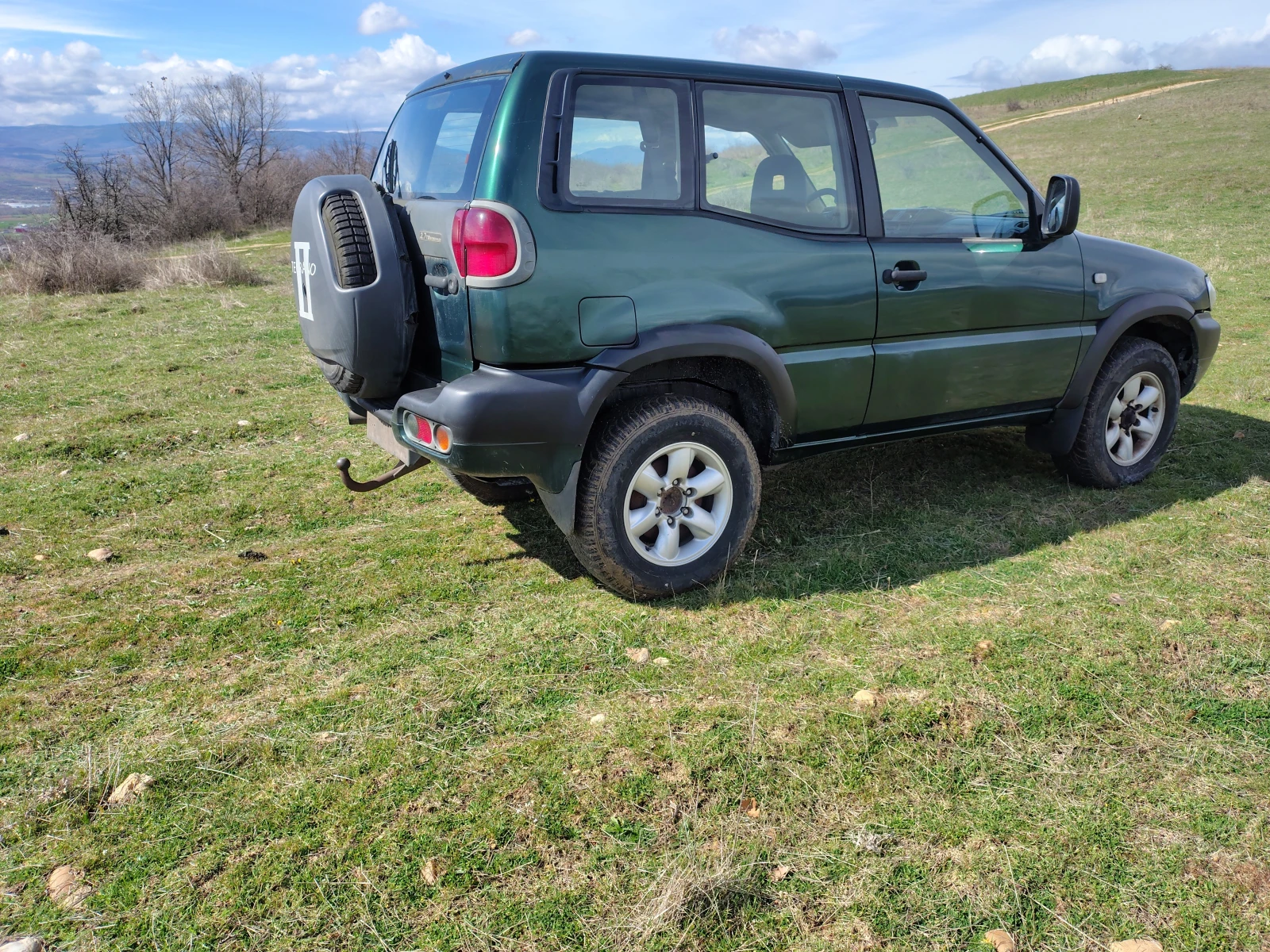 Nissan Terrano 2.7tdi, снимка 5 - Автомобили и джипове - 54024987