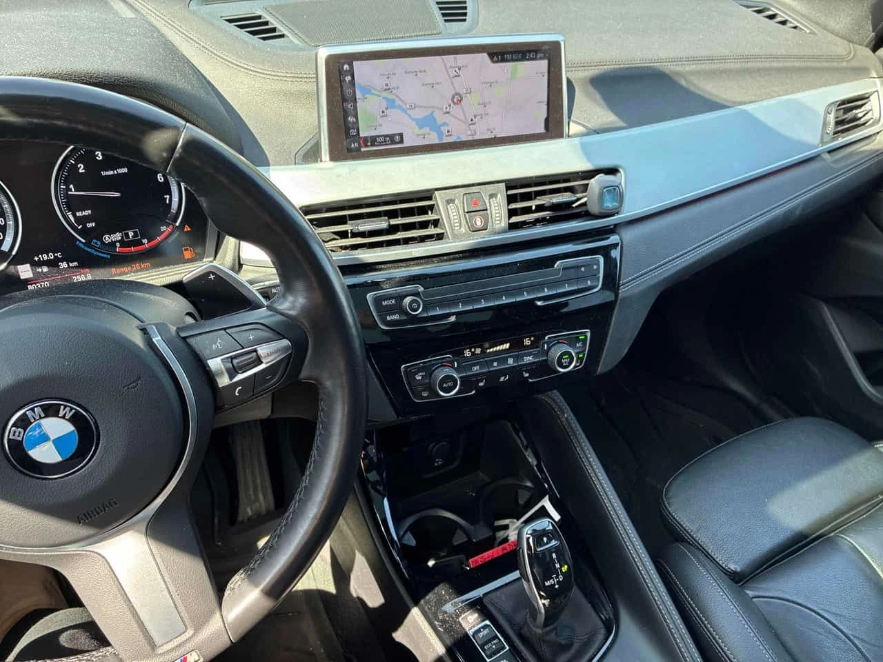 BMW X1 * xDrive28i * PANORAMA* ПОДГРЕВИ* , снимка 9 - Автомобили и джипове - 54466648