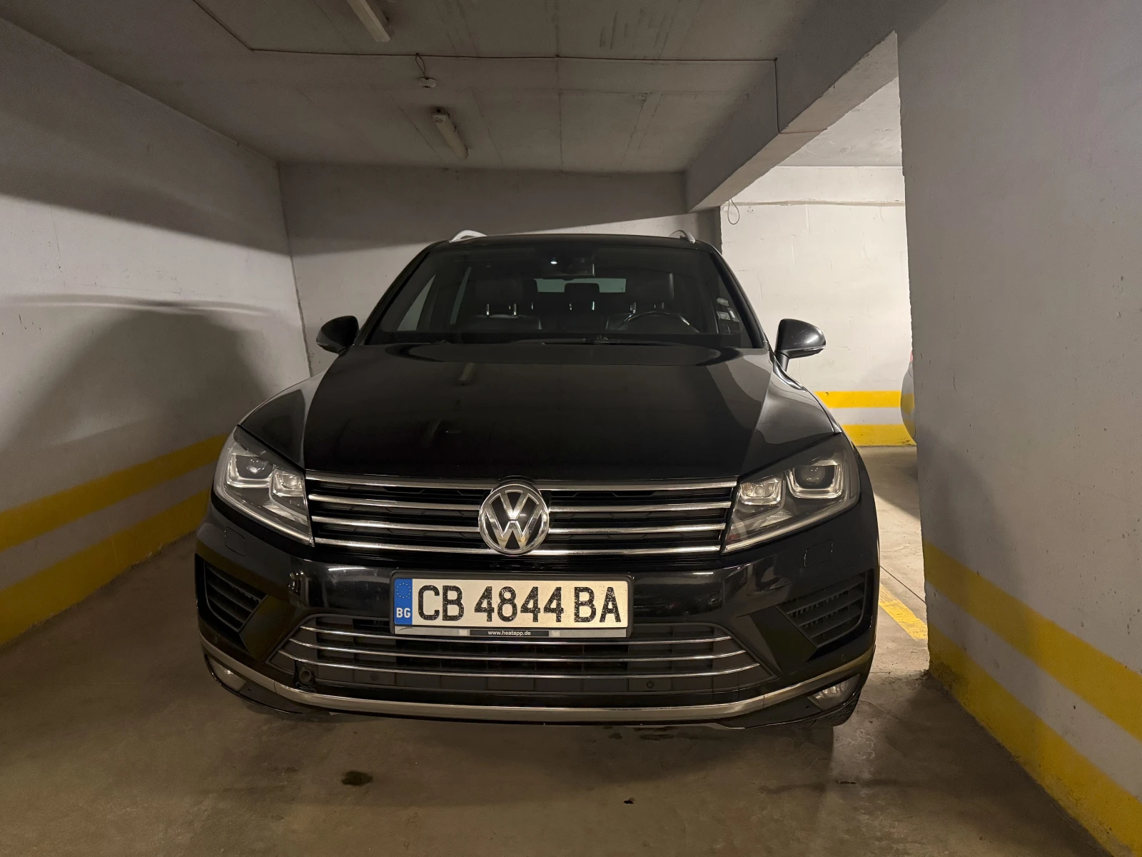 VW Touareg, снимка 4 - Автомобили и джипове - 54946612