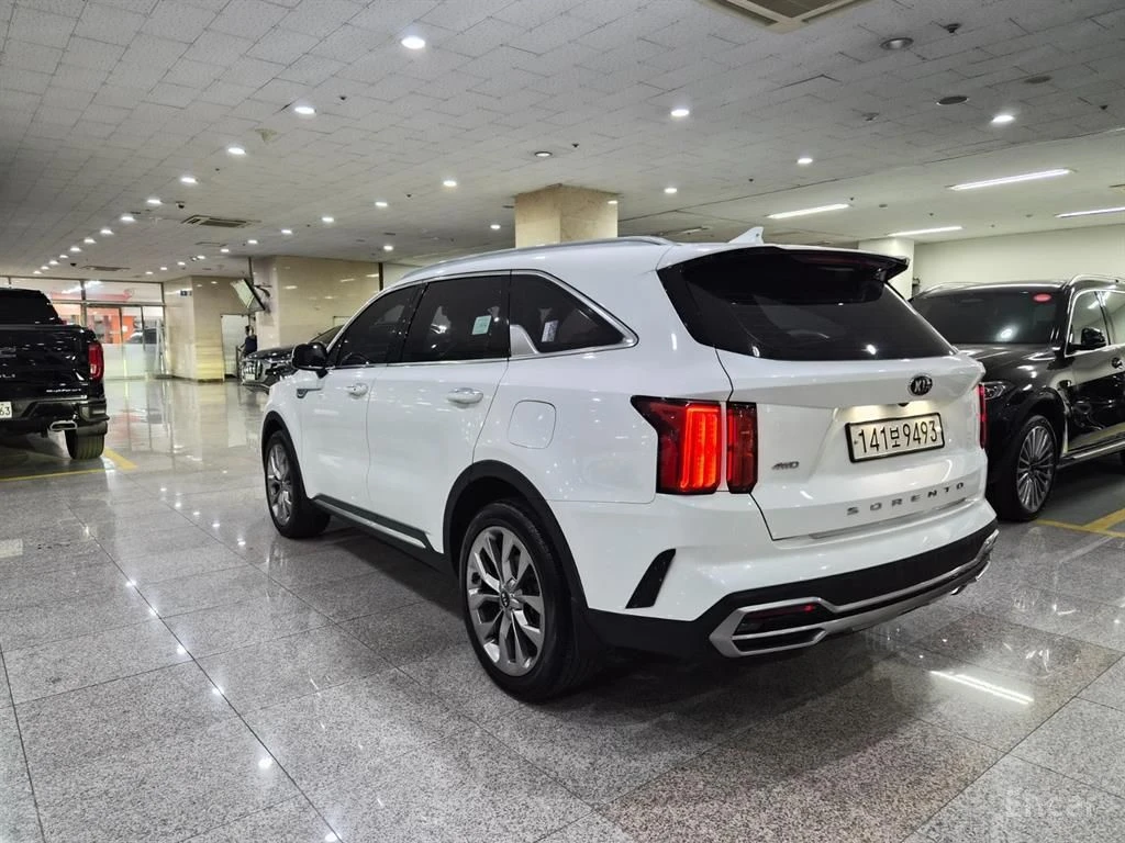 Kia Sorento 2.2D Prestige 4x4* DISTRONIC* ПОДГРЕВ* ОБДУХВАНЕ* , снимка 3 - Автомобили и джипове - 55050829