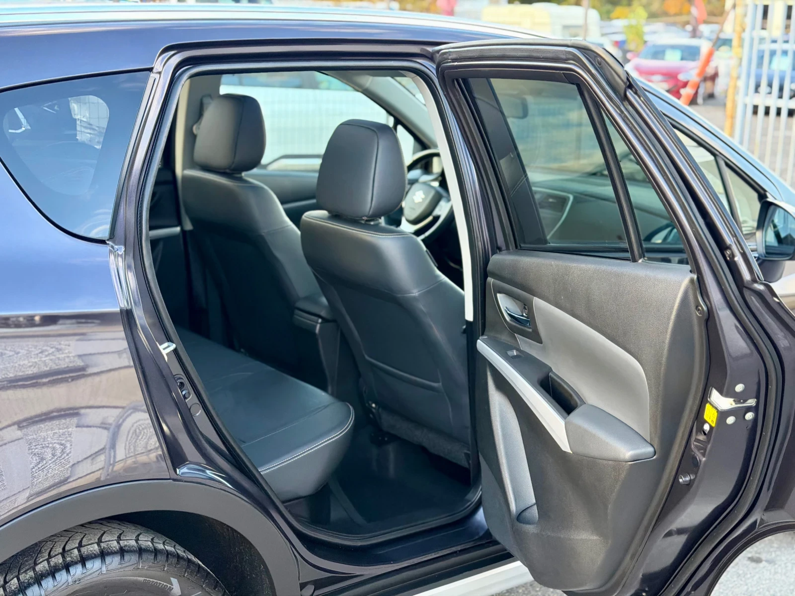 Suzuki SX4 S-Cross 1.6i Premium Led  4�4 �������� ���� ���������  | Mobile.bg � ����������� 9