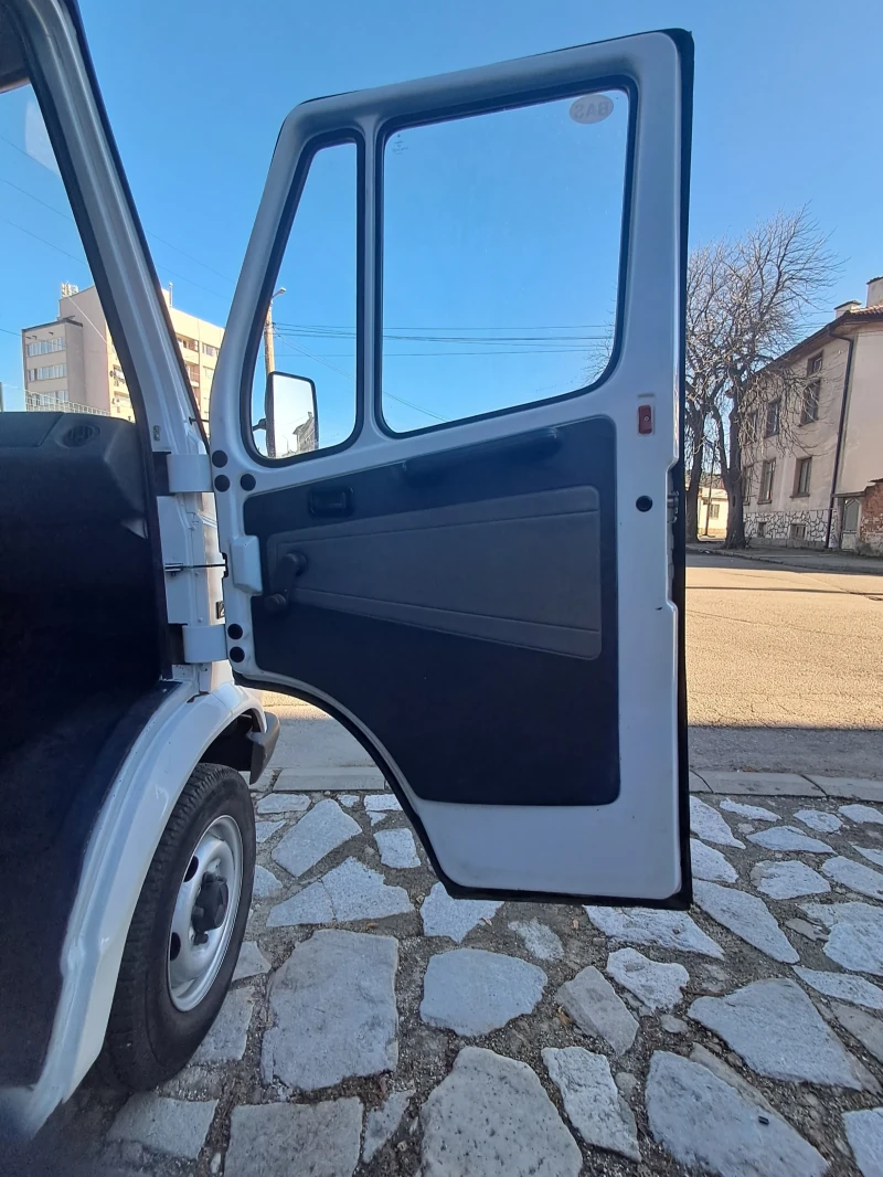 Mercedes-Benz 208, снимка 11 - Бусове и автобуси - 52832746