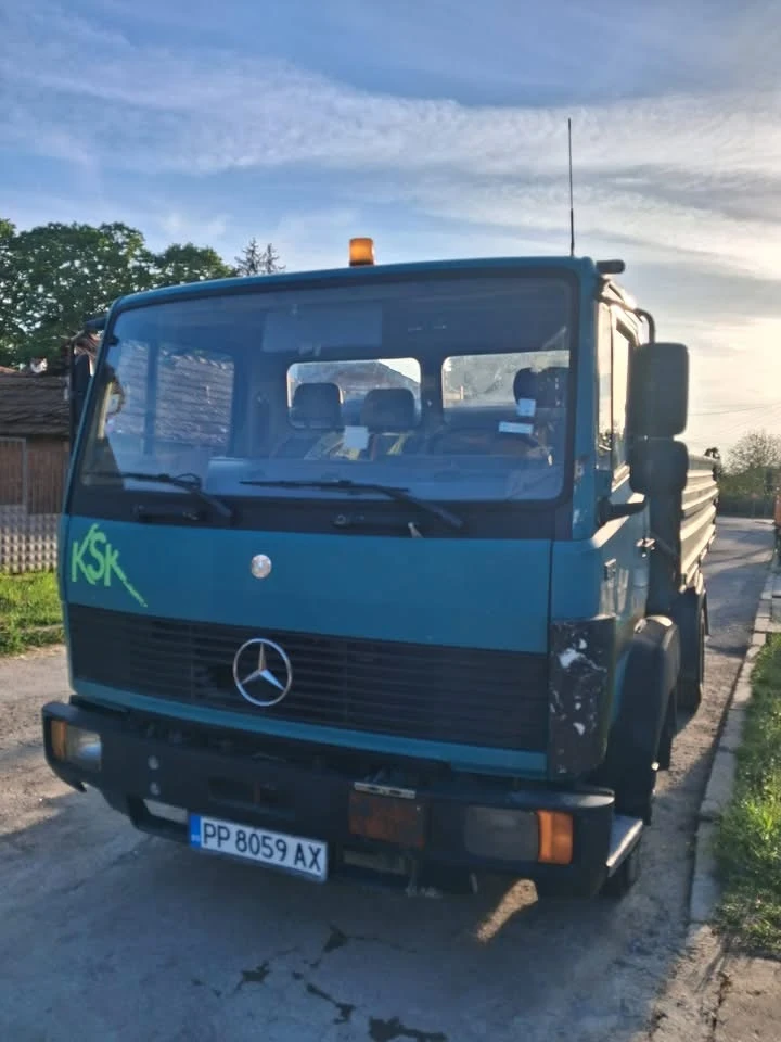Mercedes-Benz 814
