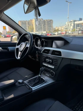 Mercedes-Benz C 220, снимка 6