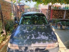 Opel Astra, снимка 2