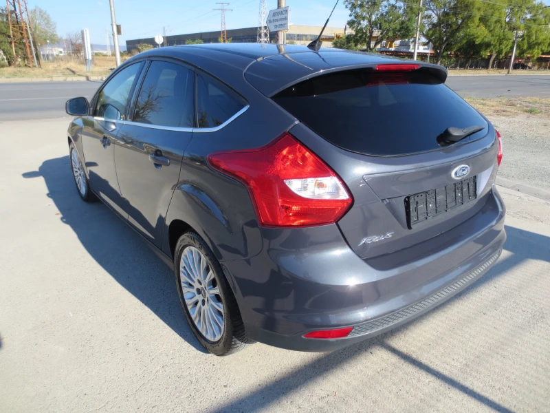 Ford Focus 1.6I, снимка 6 - Автомобили и джипове - 47386859