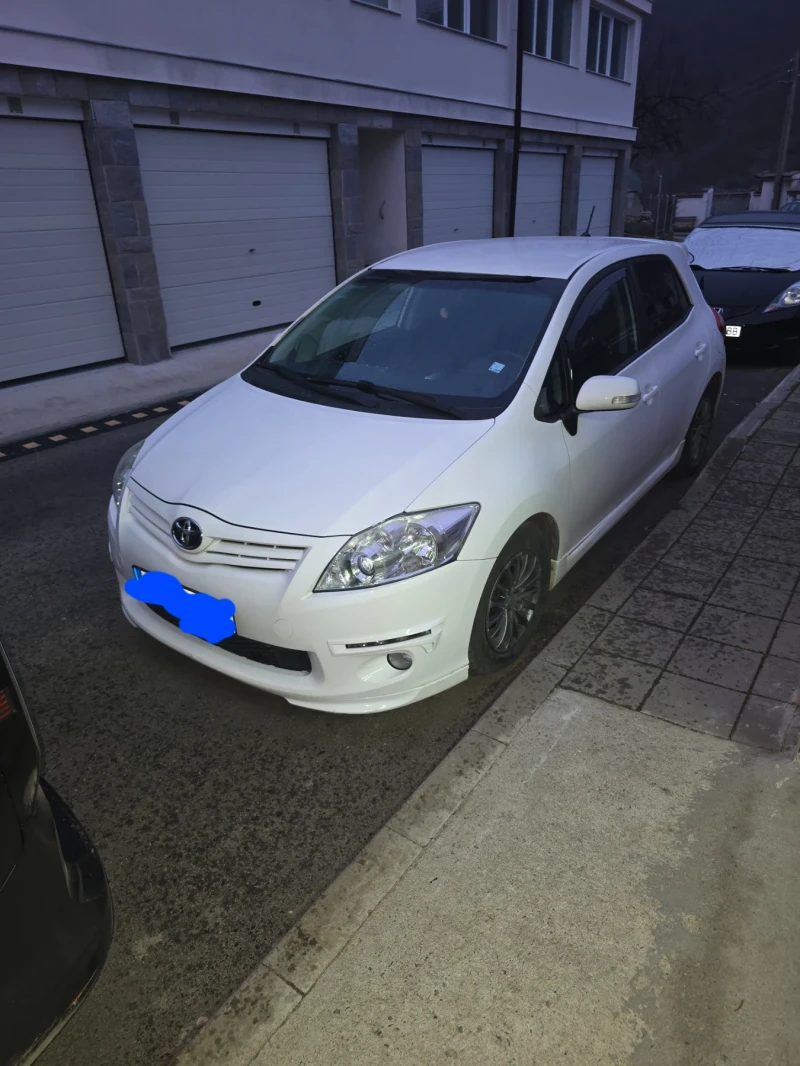 Toyota Auris, снимка 1 - Автомобили и джипове - 48999255