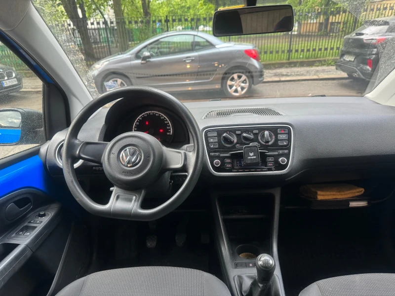 VW Up 1, 0mpi-88 000км-НОВА-Първи Собственик, снимка 13 - Автомобили и джипове - 49130646