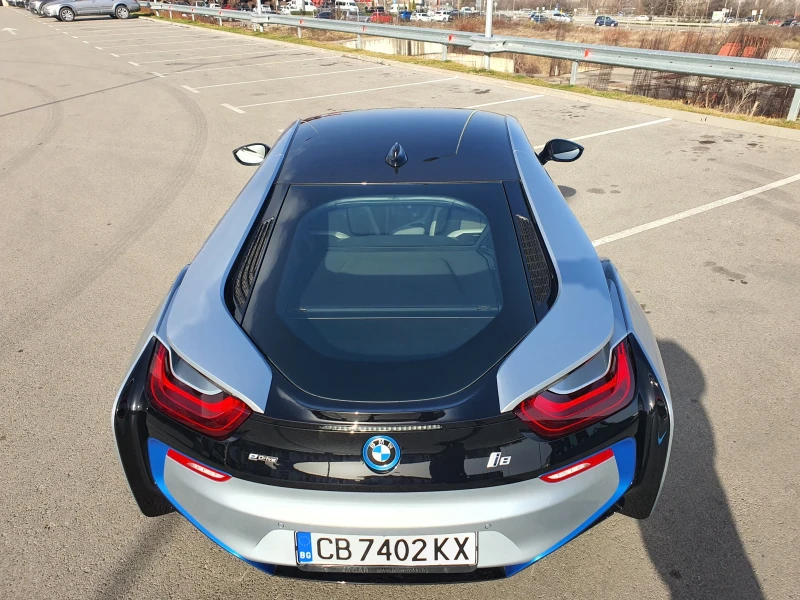 BMW i8 Купе, снимка 8 - Автомобили и джипове - 49292597