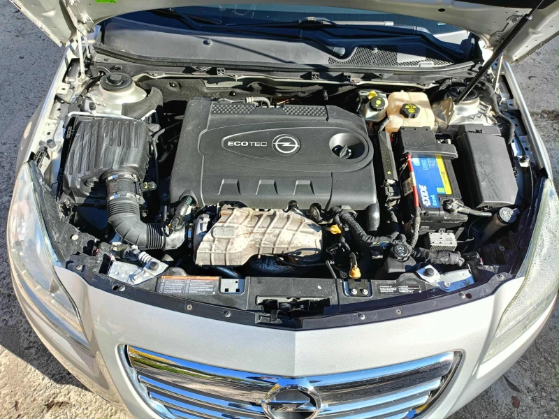Opel Insignia 2.0 CDTI EURO 5, снимка 14 - Автомобили и джипове - 52498383