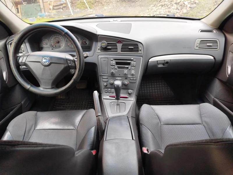 Volvo S60 2.4 D5, снимка 2 - Автомобили и джипове - 53214957