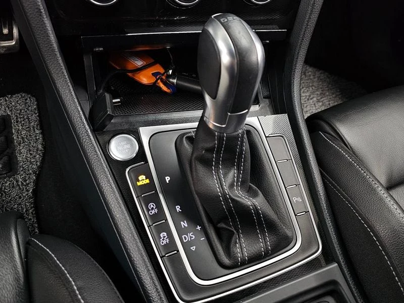 VW Golf 2.0 GTD| 184к.с.| ВКЛ.ТЕХНОТЕСТ, снимка 9 - Автомобили и джипове - 55650233