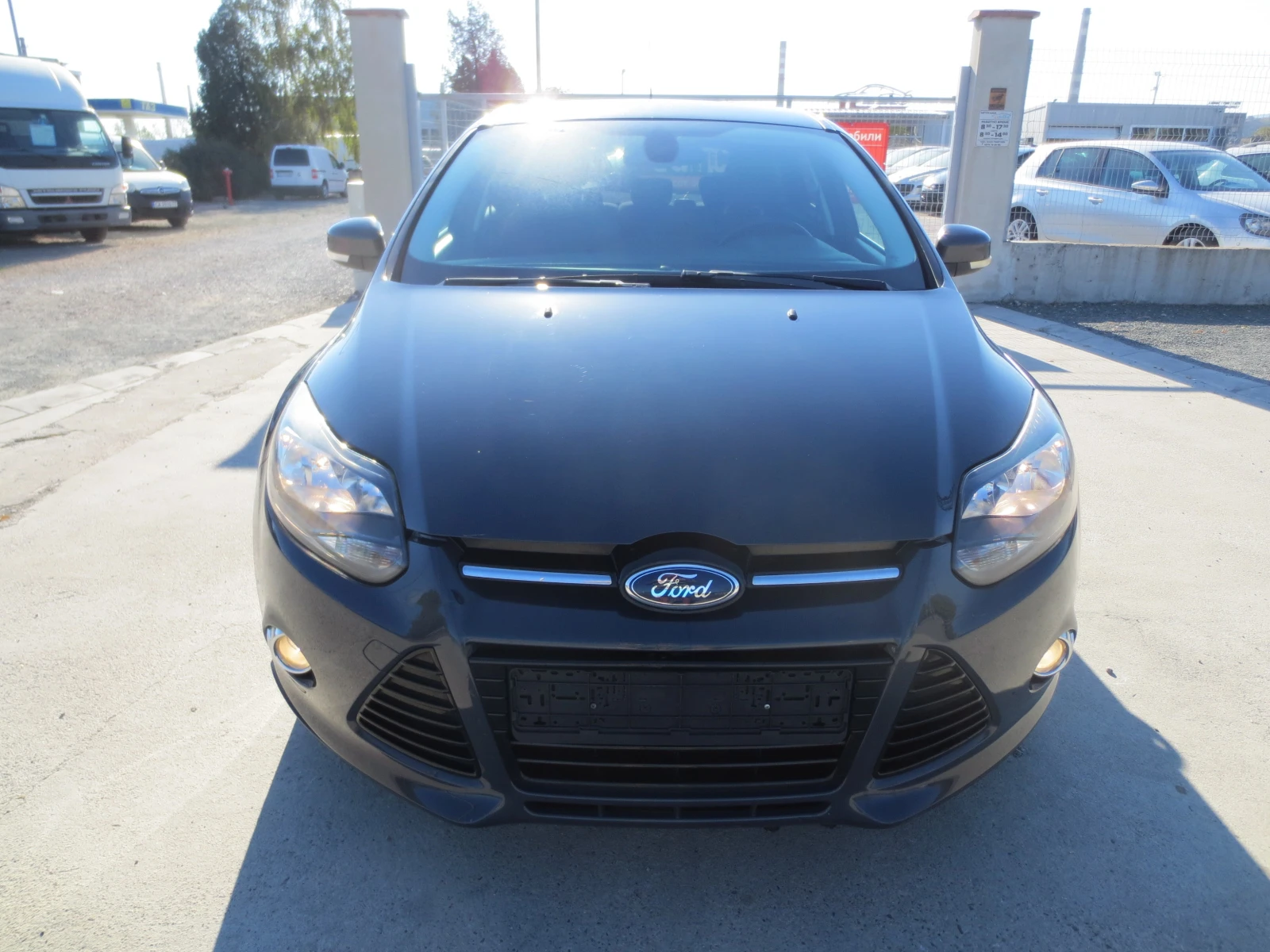 Ford Focus 1.6I - изображение 2