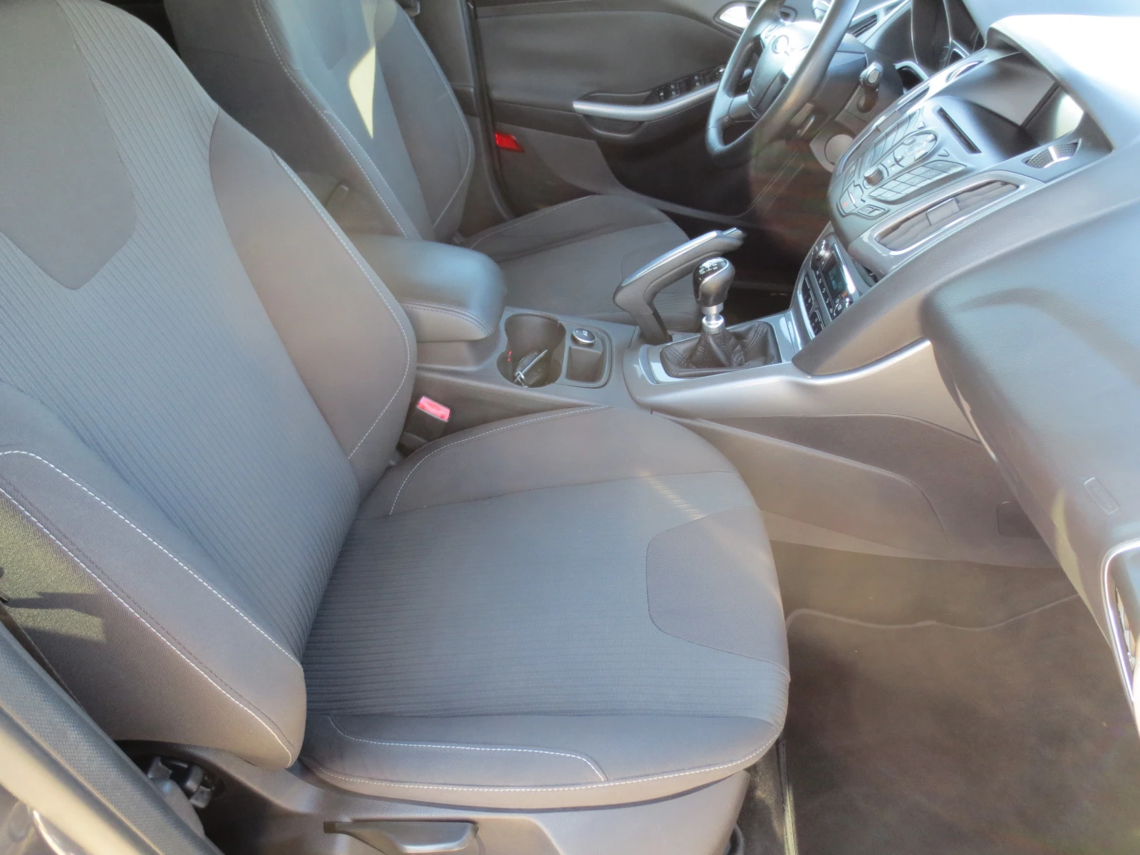 Ford Focus 1.6I | Mobile.bg — изображение 12