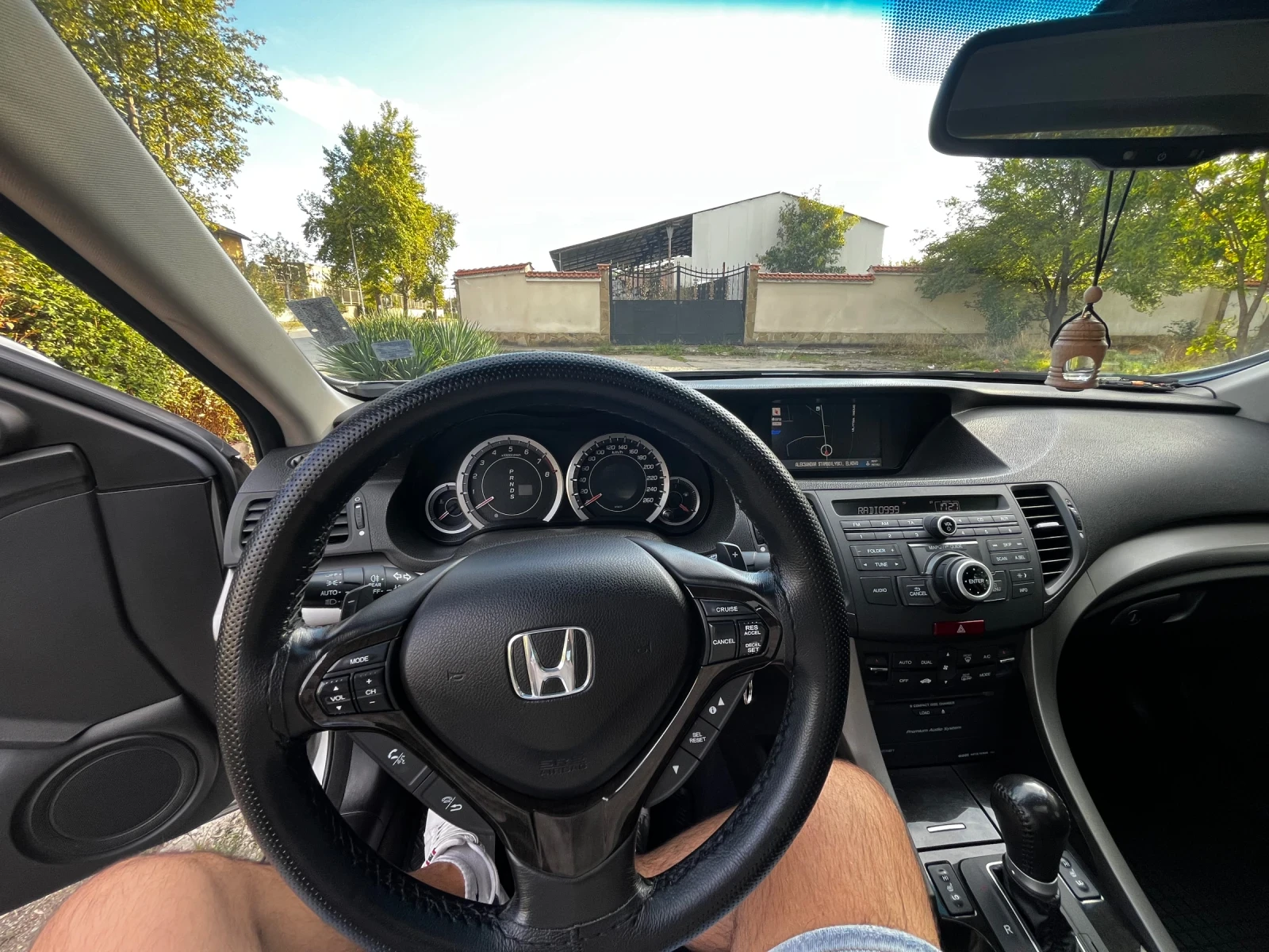 Honda Accord 2.4 Modulo - изображение 9