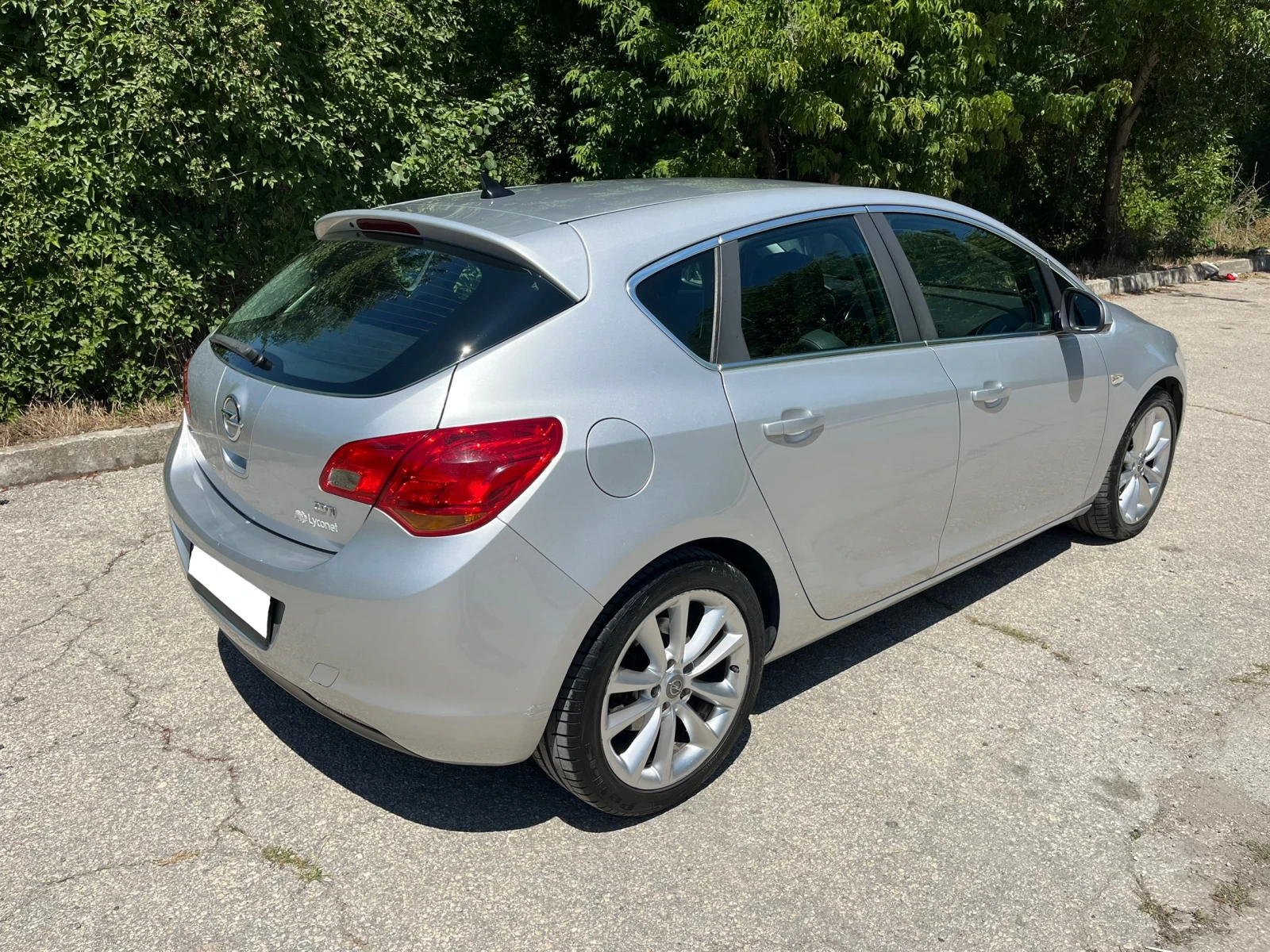 Opel Astra 1.7 CDTI - изображение 4