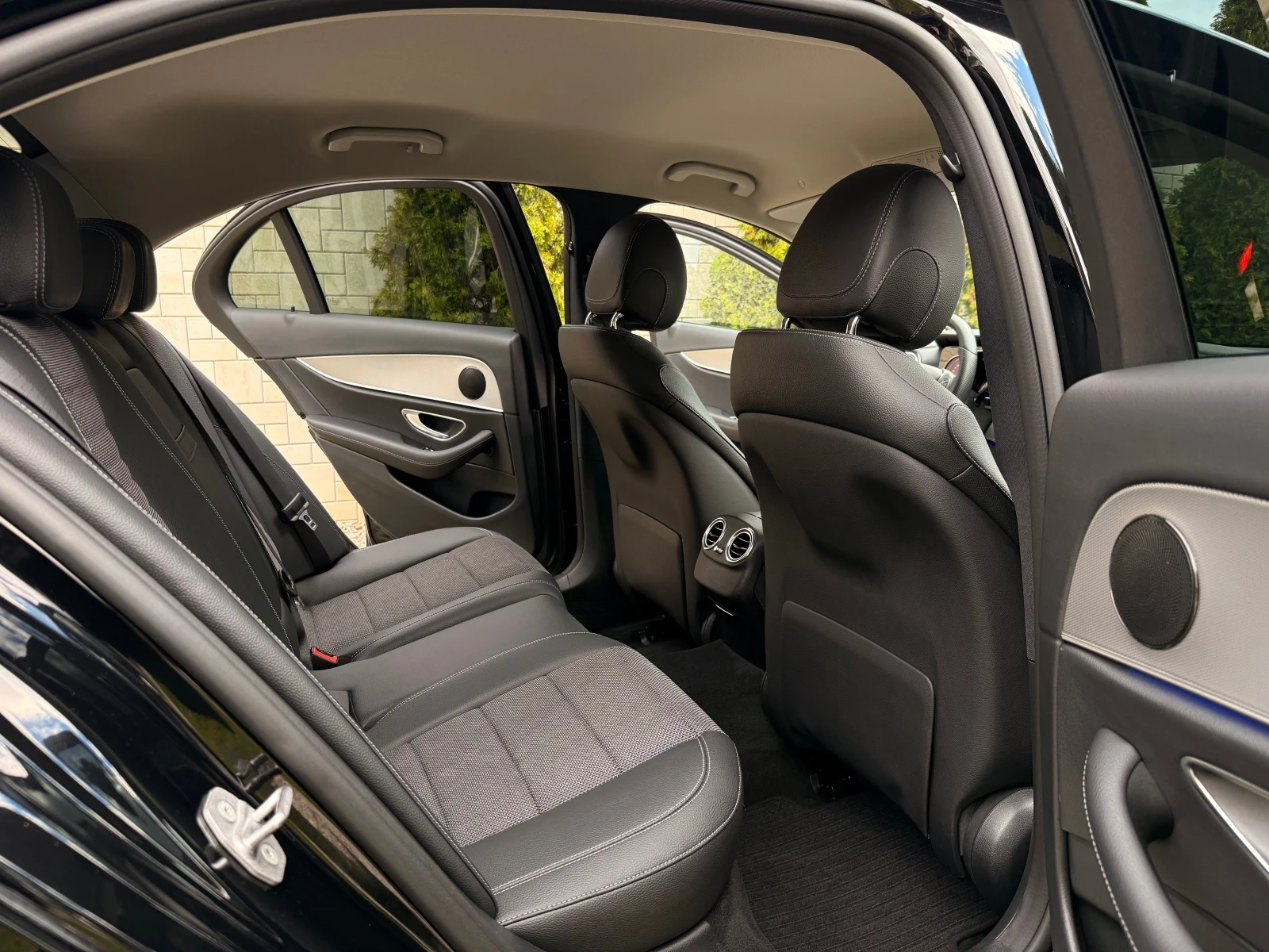 Mercedes-Benz E 350 d 9G-Tronic* NIGHT PACKAGE | Mobile.bg   12