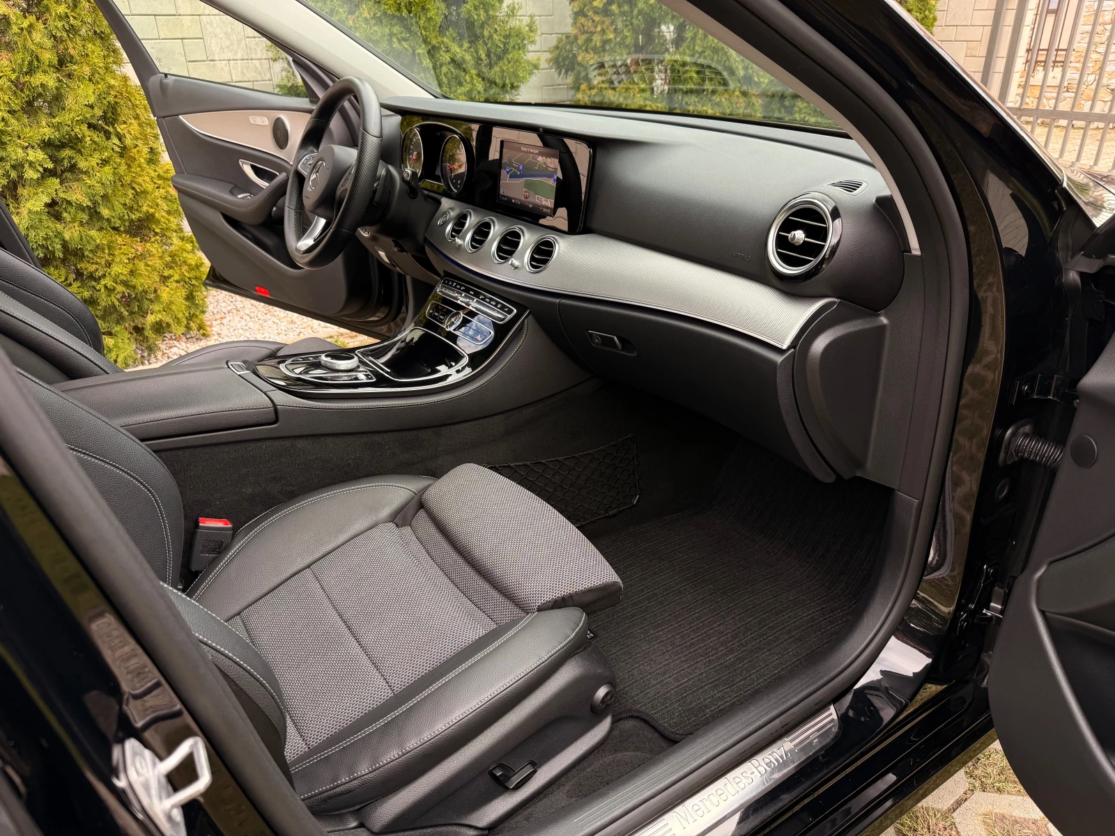 Mercedes-Benz E 350 d 9G-Tronic* NIGHT PACKAGE | Mobile.bg   9