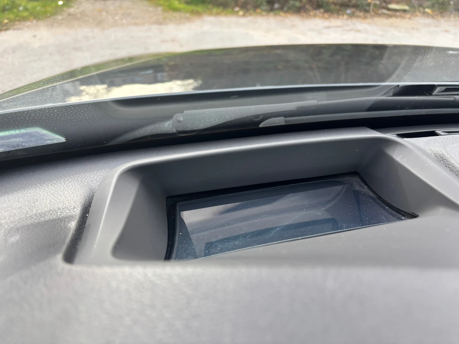 BMW 320 320d - изображение 10