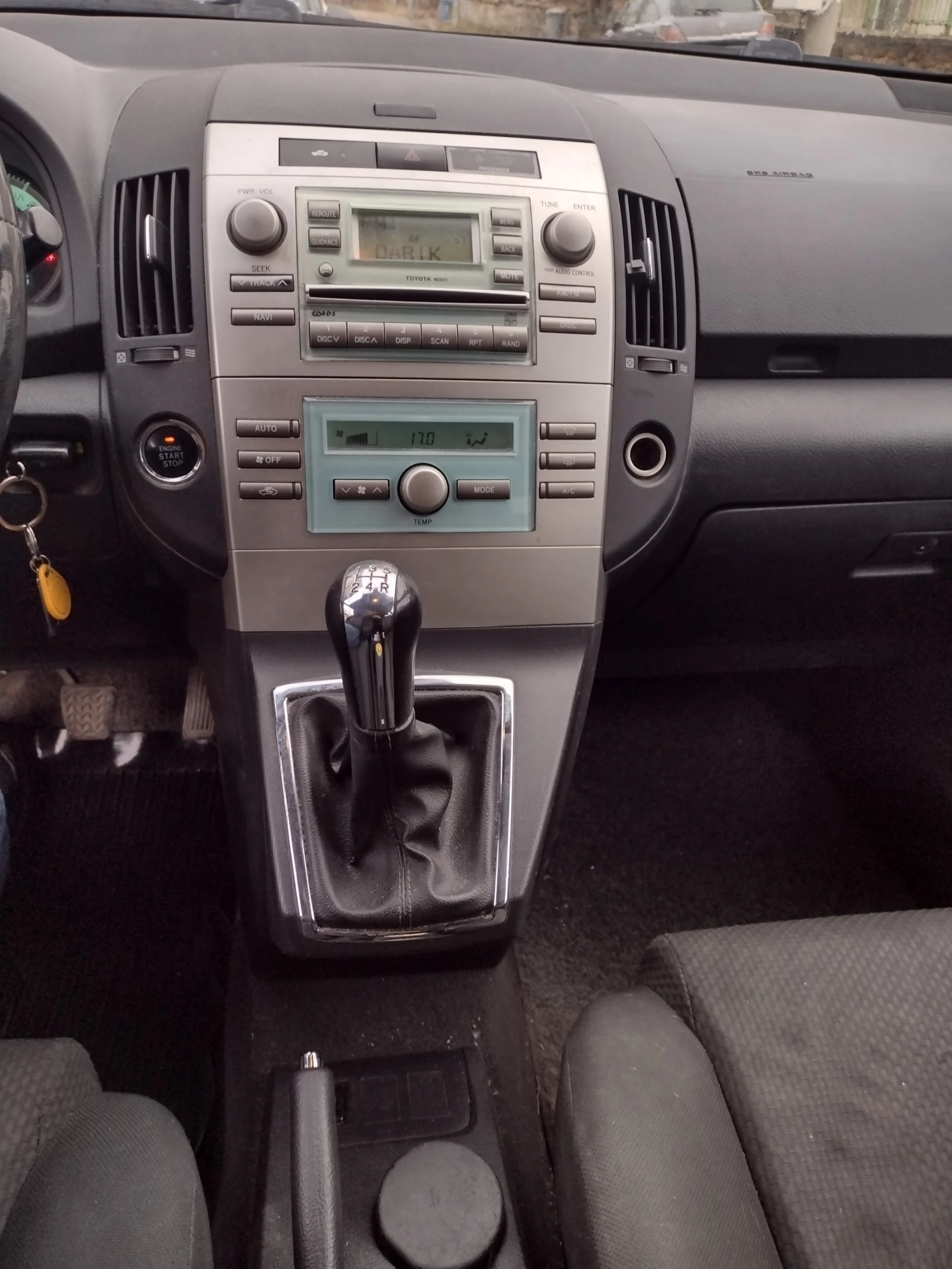 Toyota Corolla verso  - изображение 3