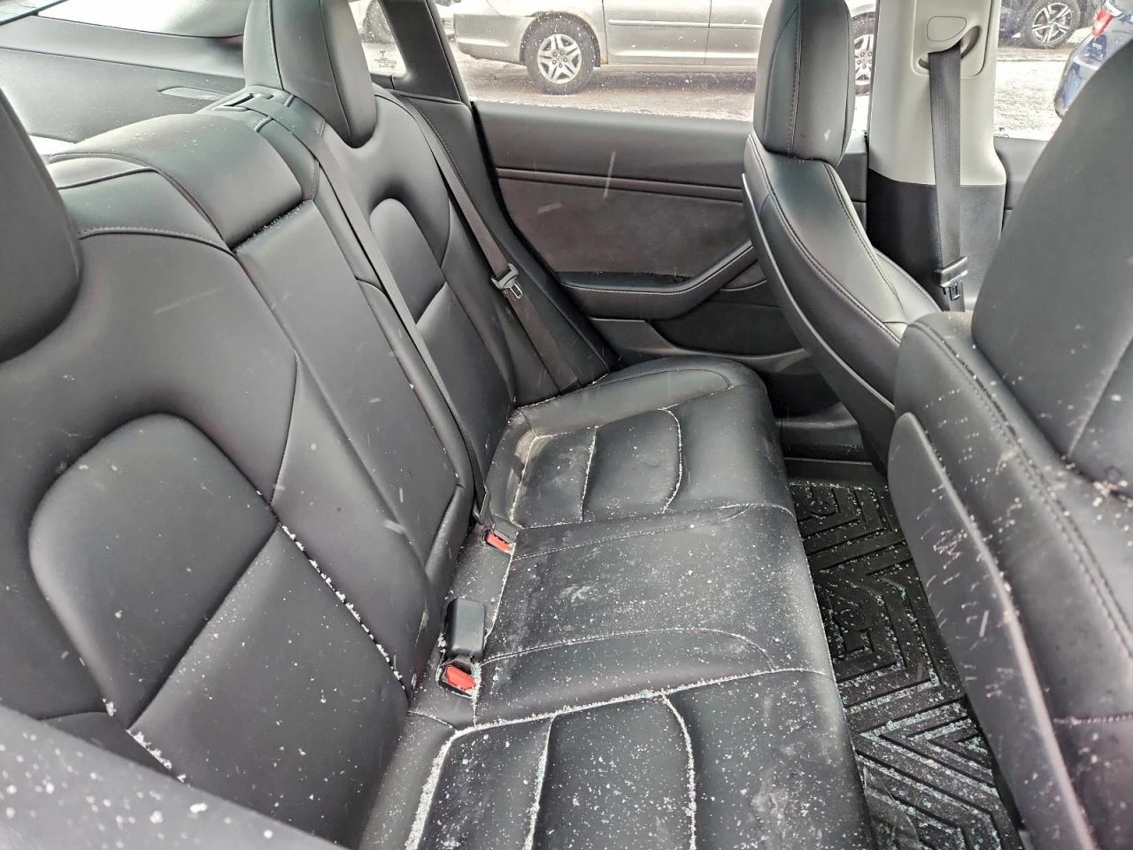 Tesla Model 3, снимка 10 - Автомобили и джипове - 53913420