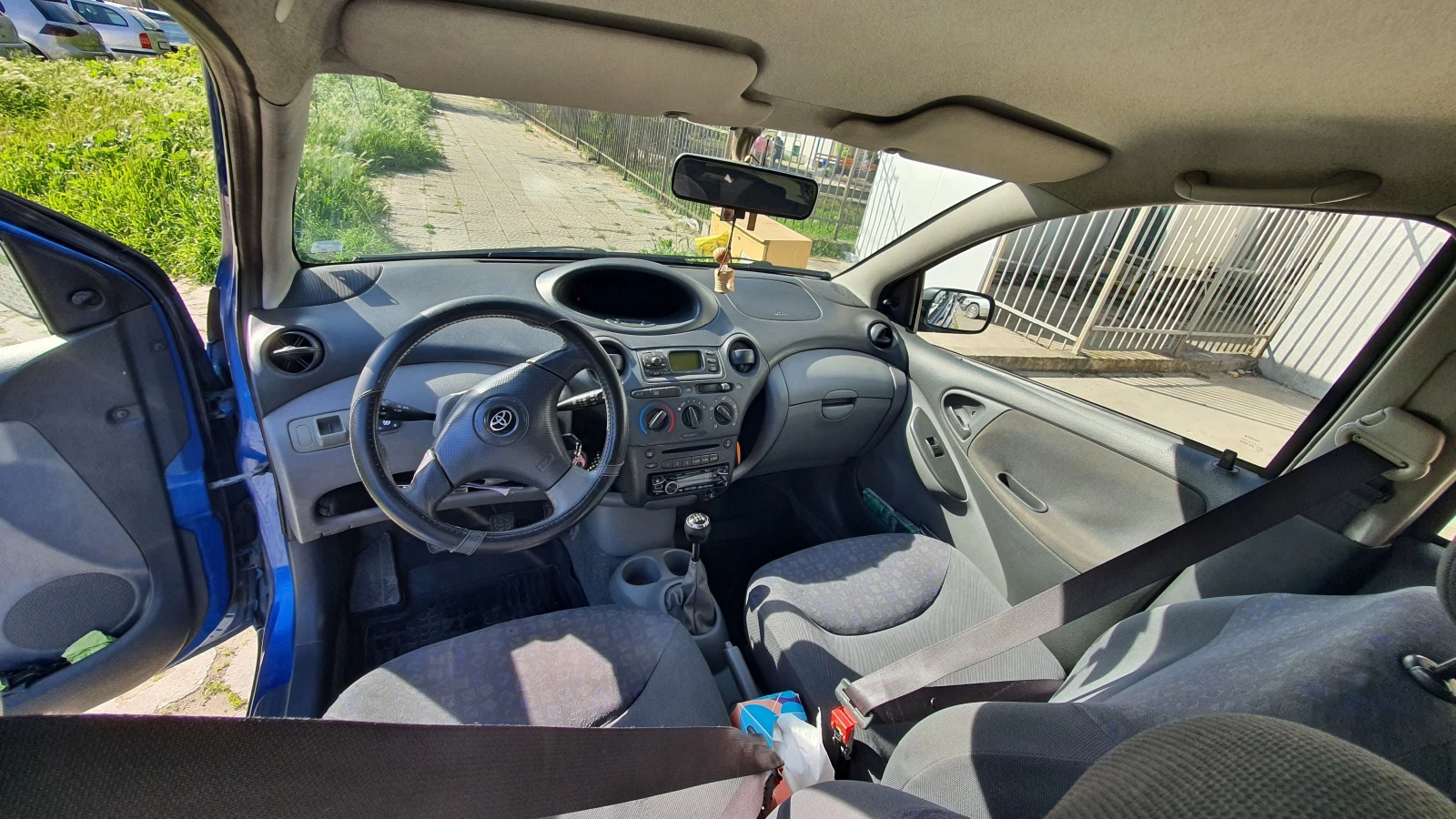 Toyota Yaris 1.3i Газов инжекцион, снимка 8 - Автомобили и джипове - 54409669