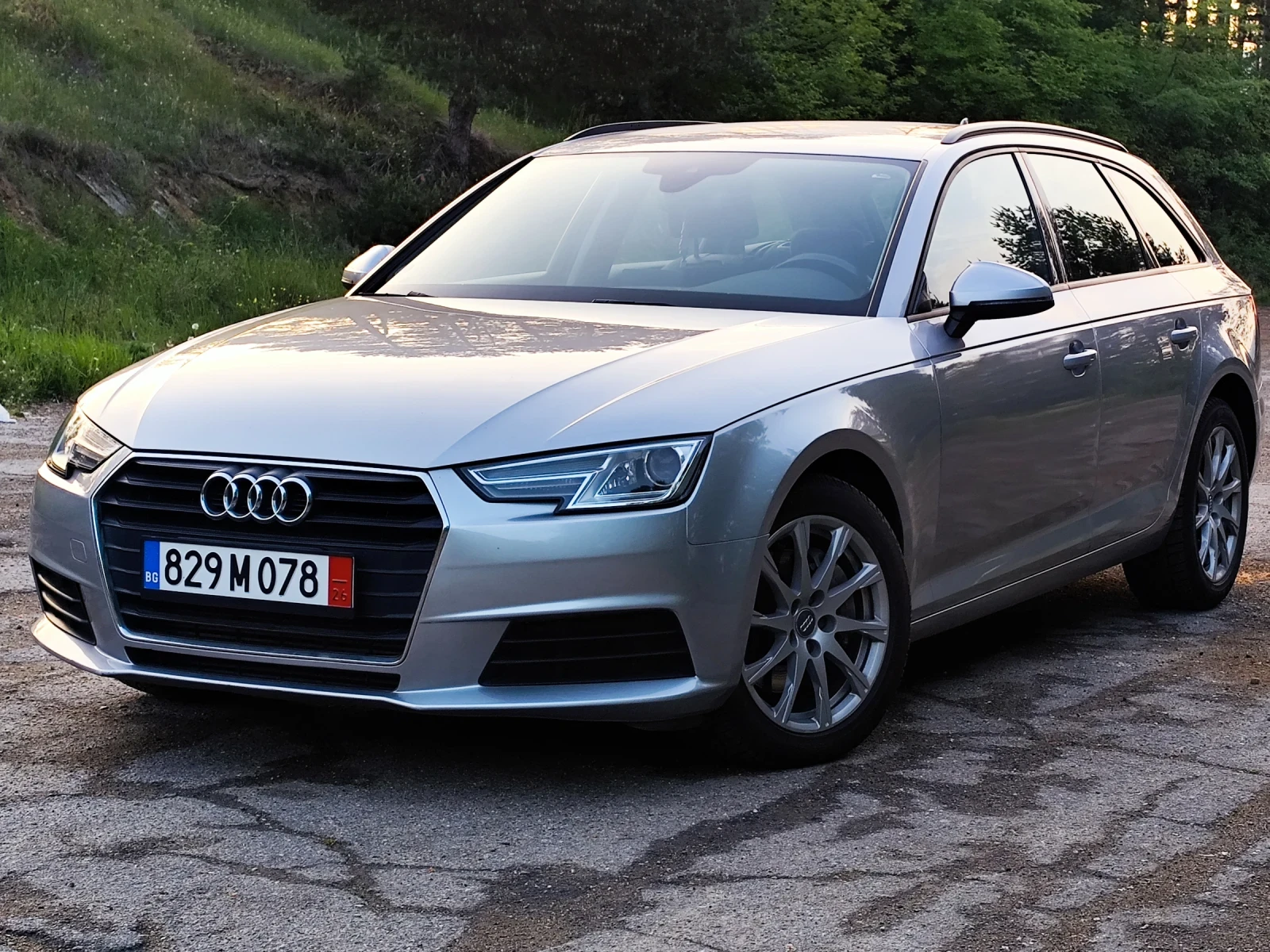 Audi A4 3.0TDi УНИКАТ, снимка 9 - Автомобили и джипове - 54547513