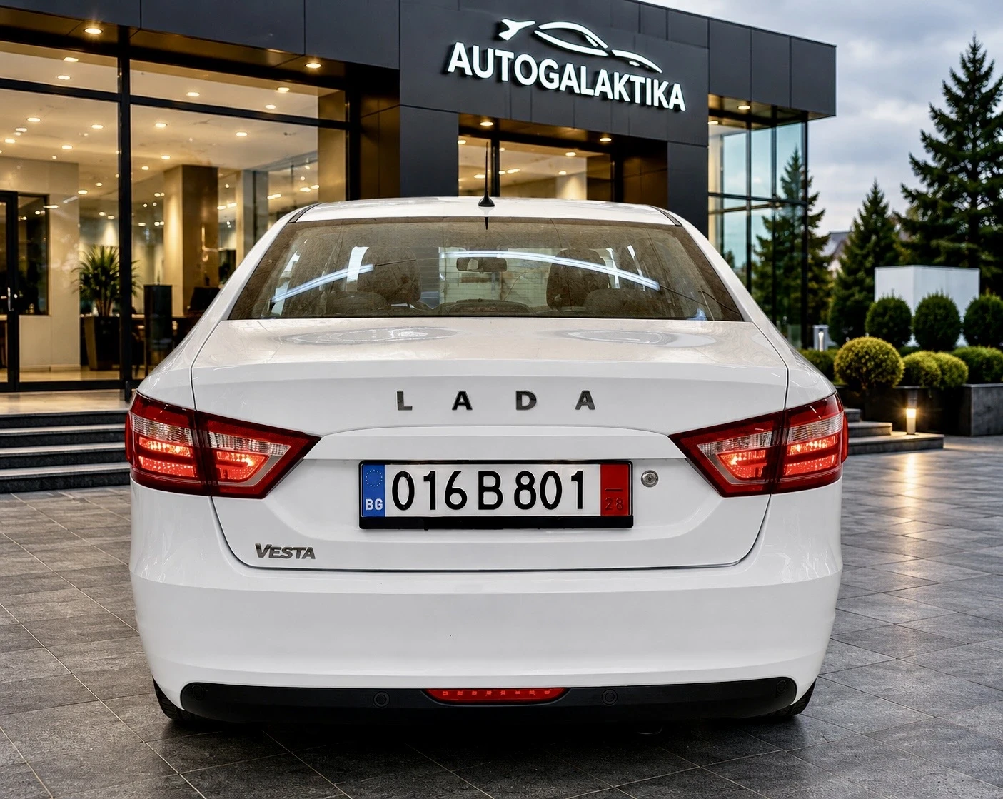 Lada Vesta 1.6L 105кс.12.2018г.57000км. Сервизна История, снимка 2 - Автомобили и джипове - 54563799
