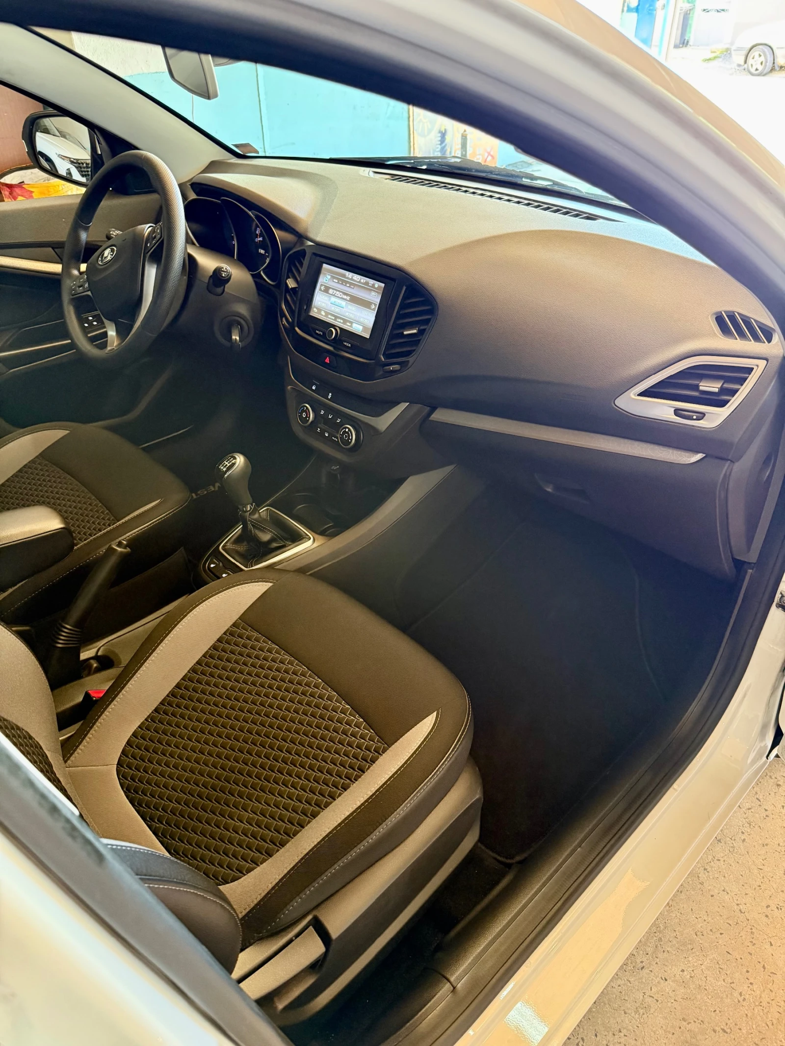 Lada Vesta 1.6L 105кс.12.2018г.57000км. Сервизна История, снимка 8 - Автомобили и джипове - 54563799