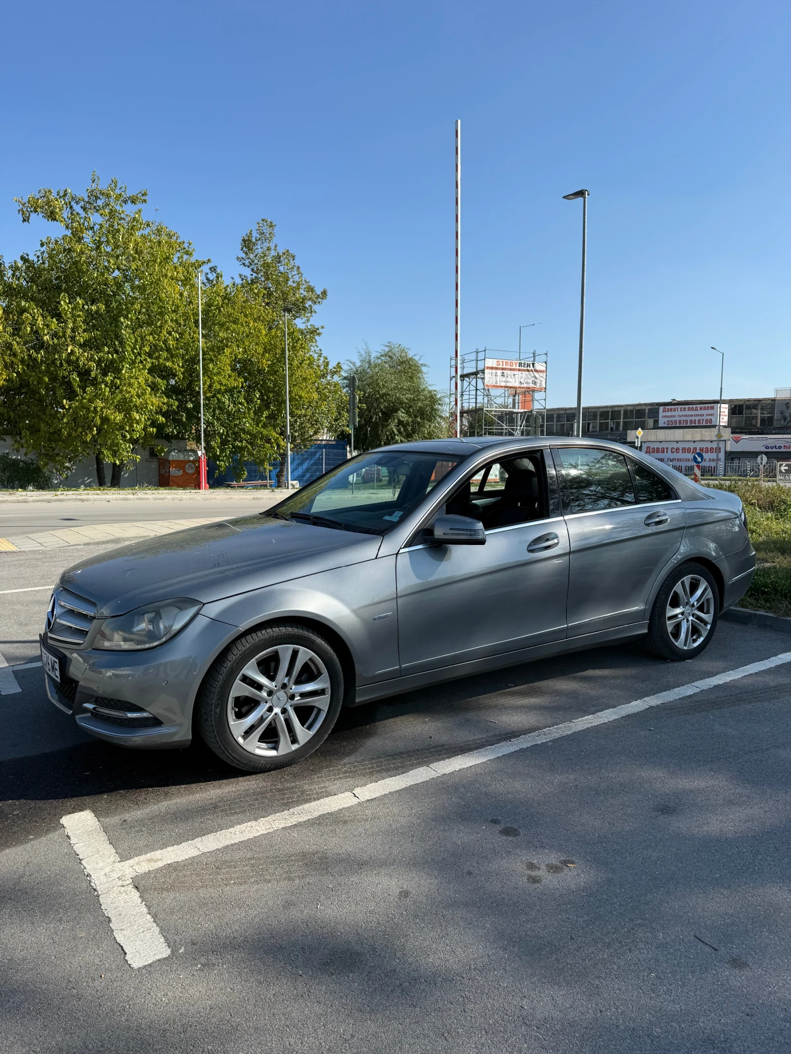 Mercedes-Benz C 220