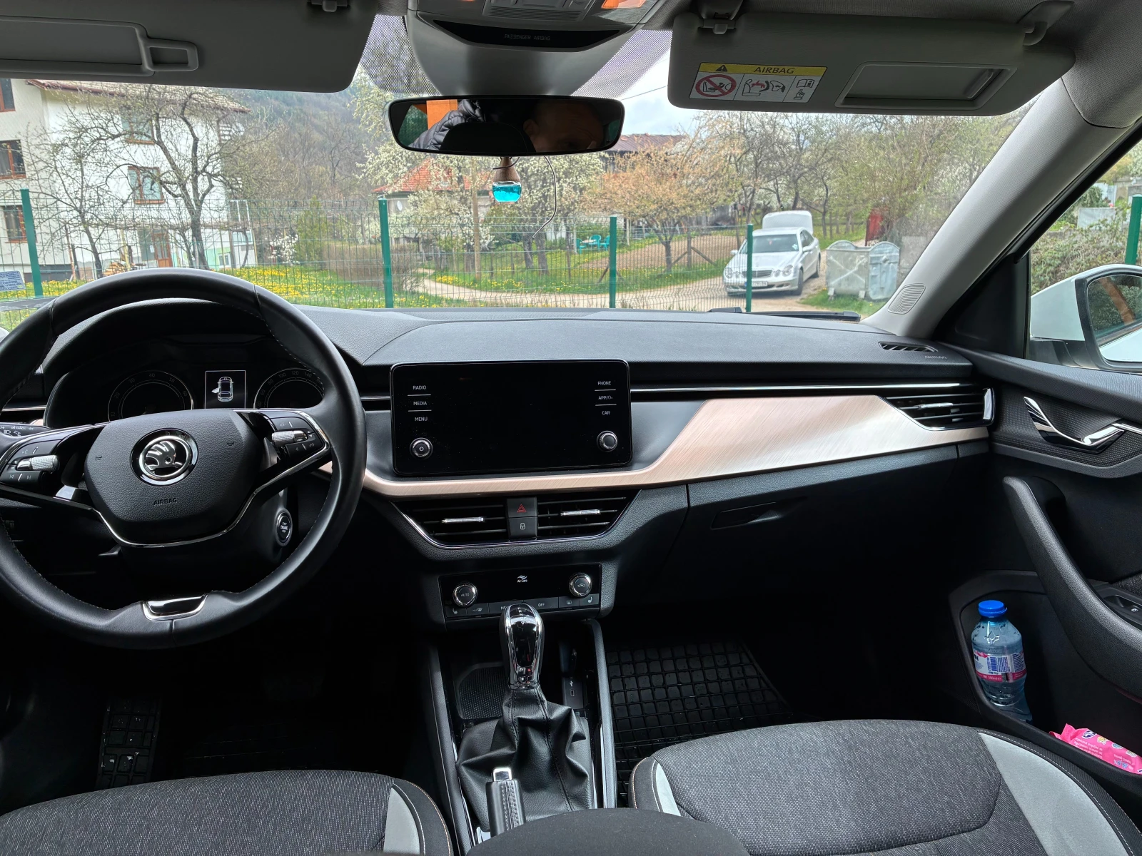 Skoda Scala TSI 1.0, снимка 10 - Автомобили и джипове - 54604734