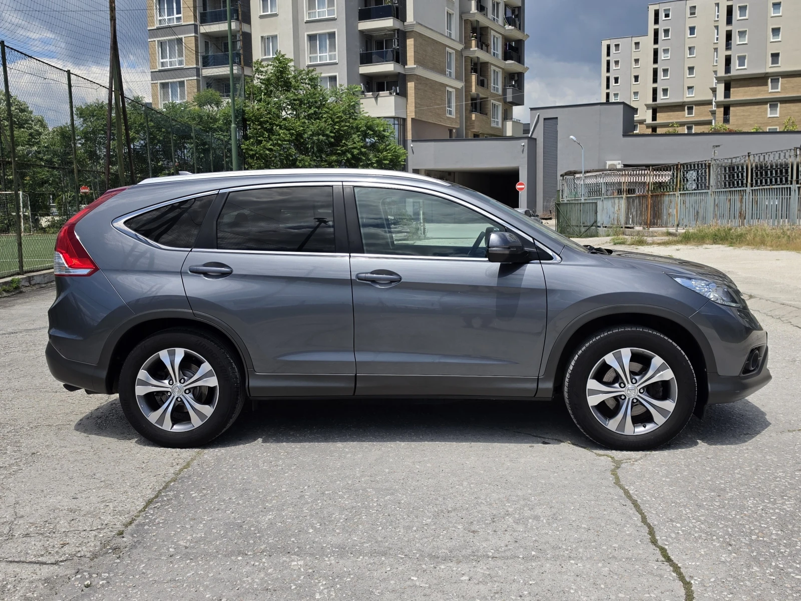 Honda Cr-v 2.2i-DTEC Първи собственик, Пълна история в Хонда, снимка 4 - Автомобили и джипове - 54706466