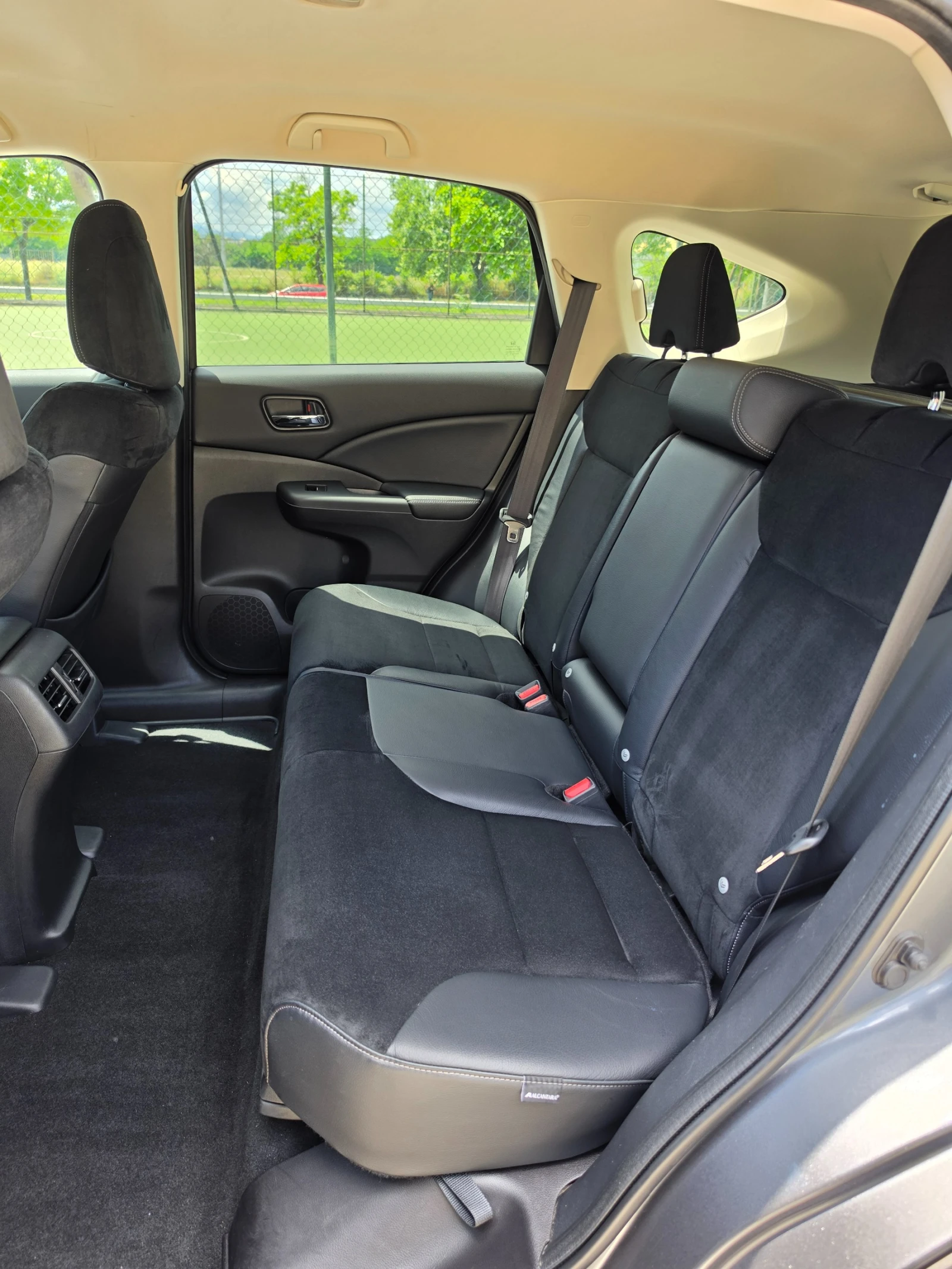 Honda Cr-v 2.2i-DTEC Първи собственик, Пълна история в Хонда, снимка 13 - Автомобили и джипове - 54706466