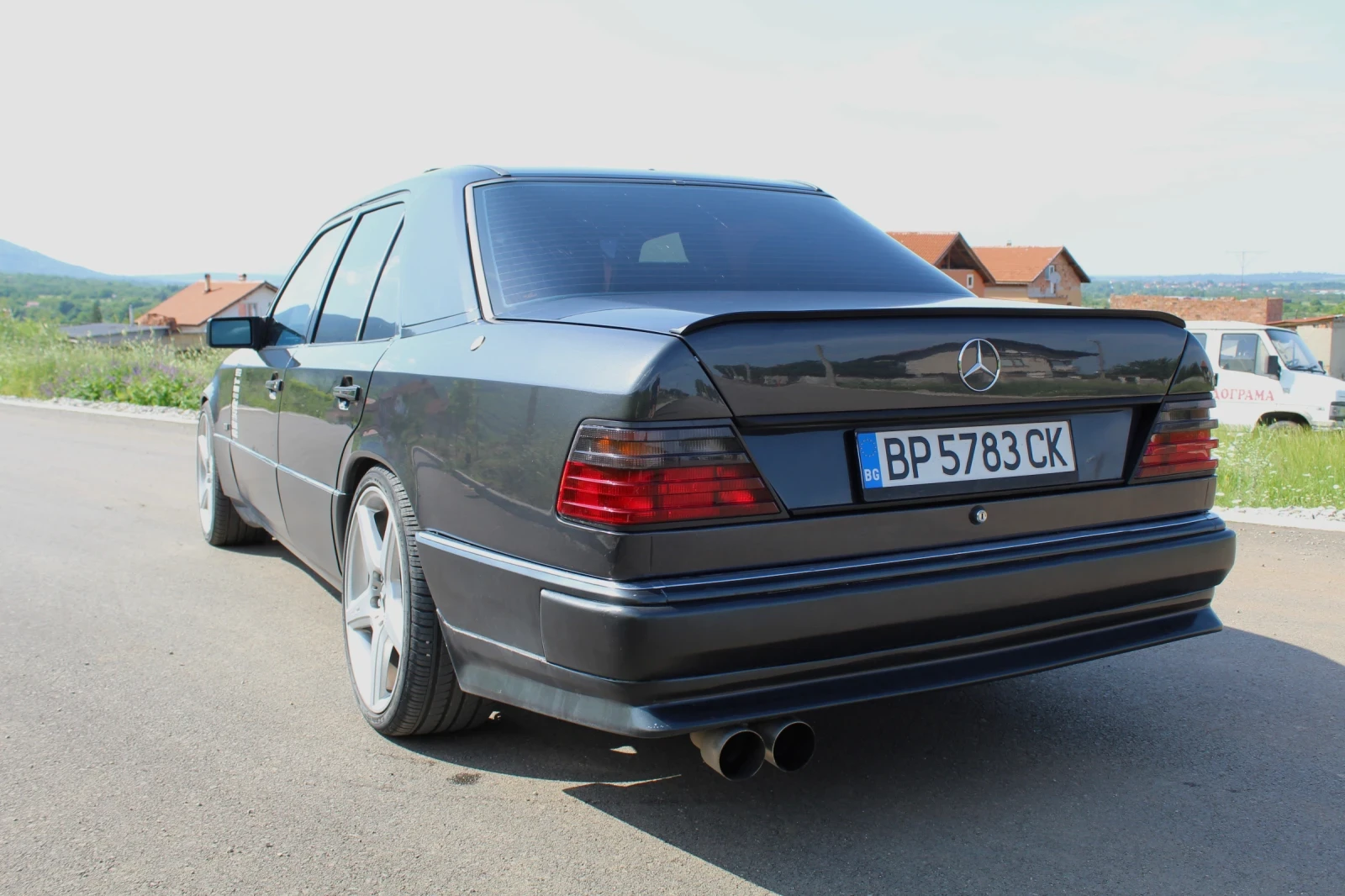 Mercedes-Benz 124, снимка 8 - Автомобили и джипове - 54753760