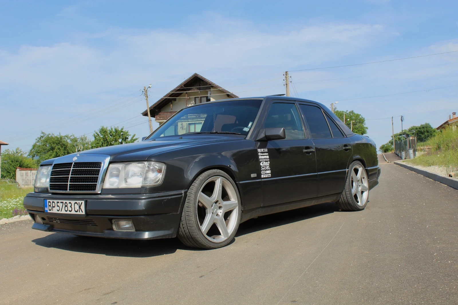 Mercedes-Benz 124, снимка 3 - Автомобили и джипове - 54753760