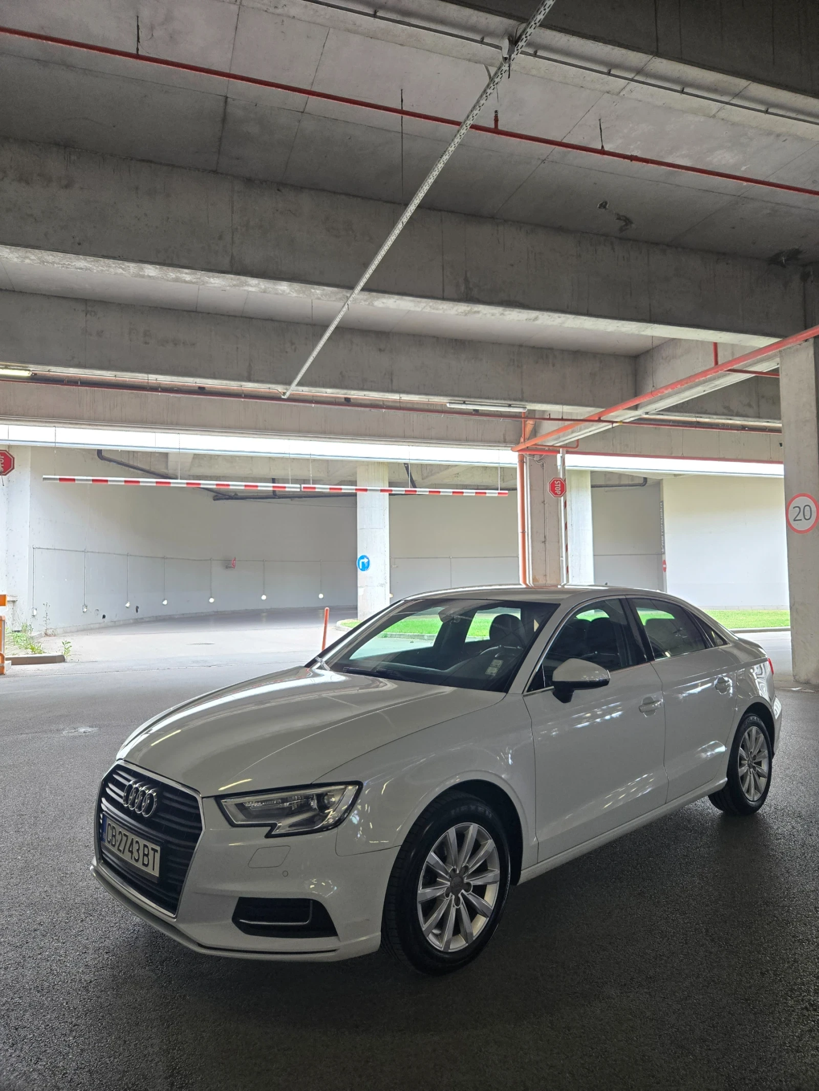 Audi A3 1.6 tdi, снимка 3 - Автомобили и джипове - 55212497