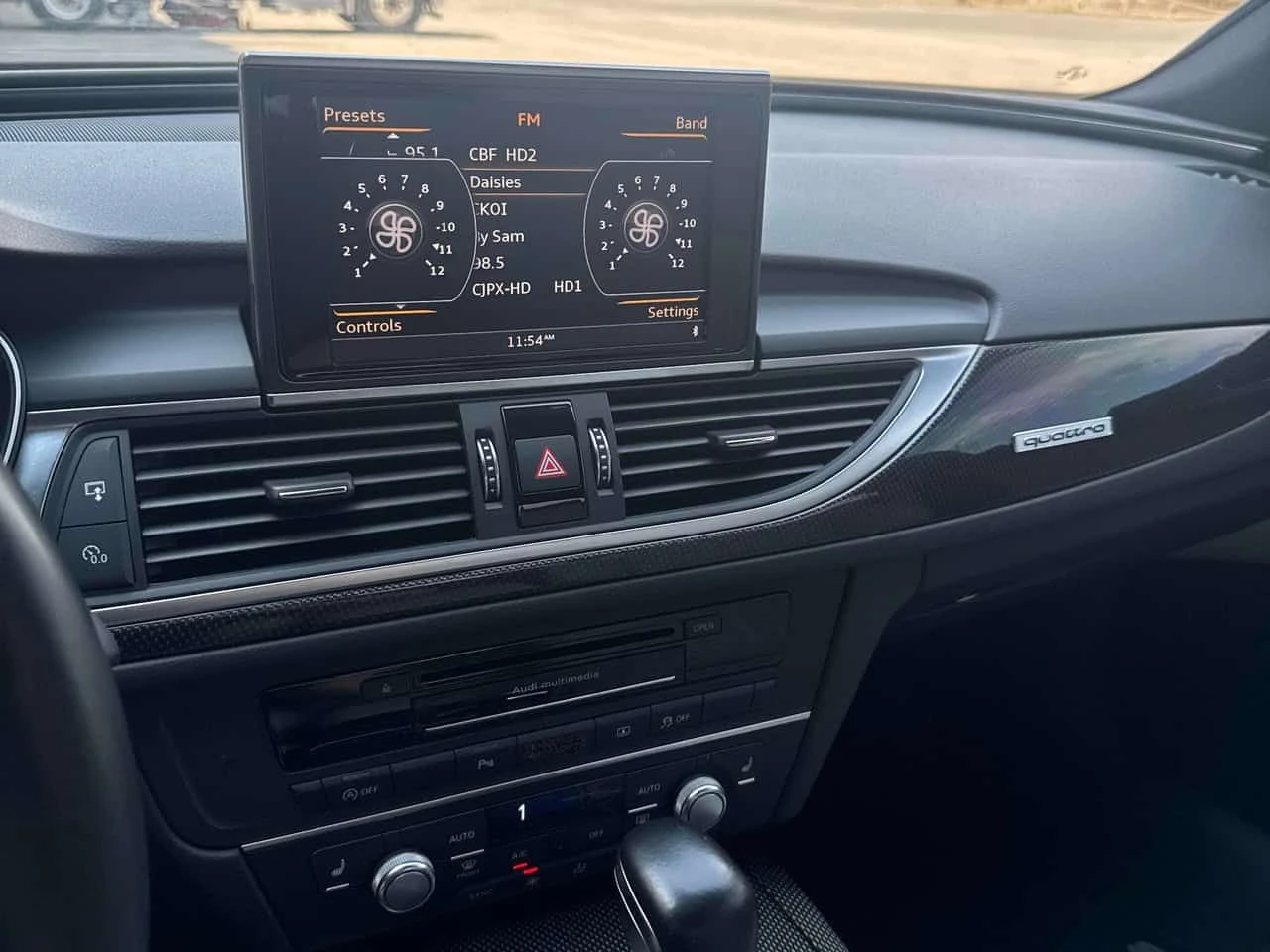 Audi S6 * DIAMOND SEATS* ДИСТРОНИК* 360 КАМЕРА* HEAD UP* , снимка 9 - Автомобили и джипове - 55614371