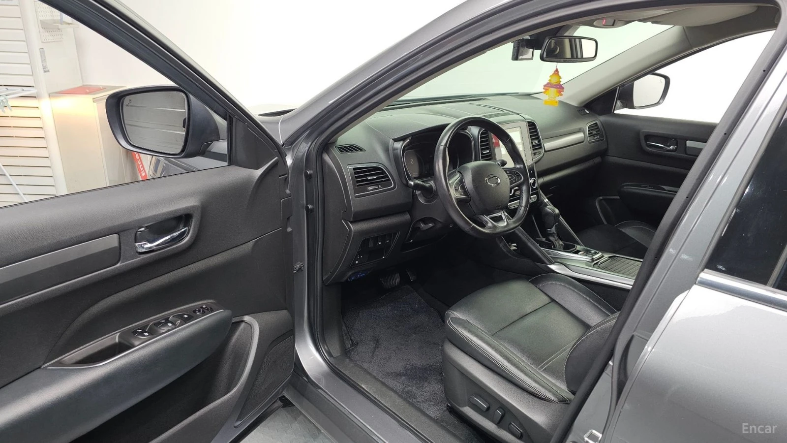 Renault Samsung QM6 2.0GDe* LE* КОЖА* ПОДГРЕВ* КАМЕРА* NAVI* LED* , снимка 10 - Автомобили и джипове - 55624036