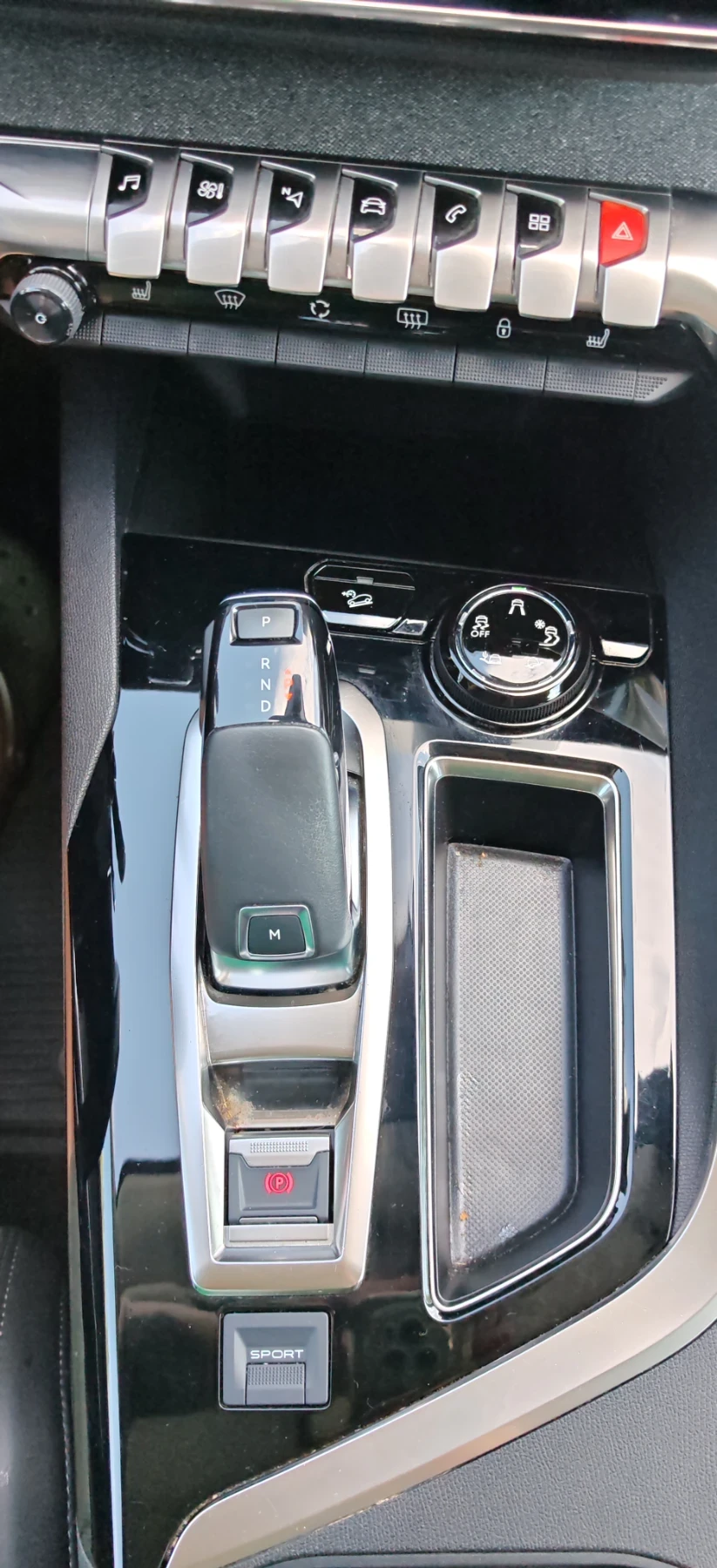 Peugeot 3008 1.6THP PureTech Allure 180�.� EAT8 | Mobile.bg � ����������� 10