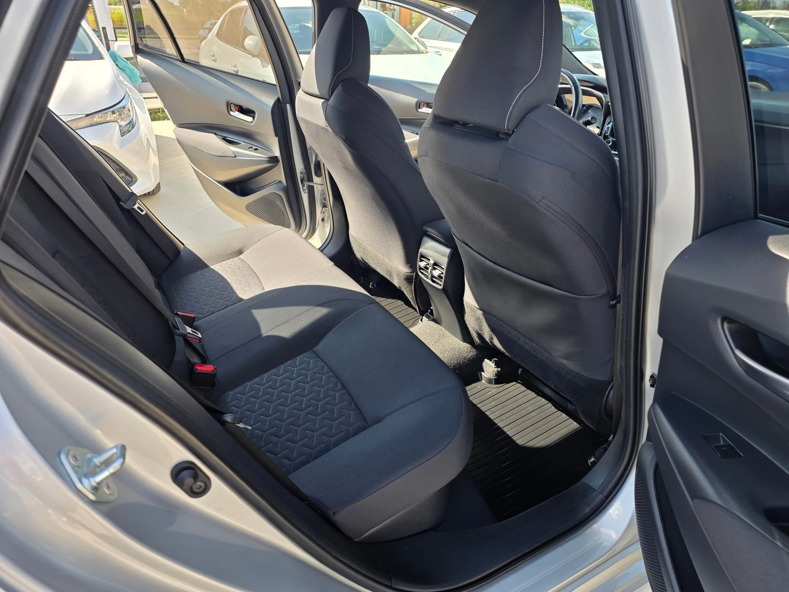 Toyota Celica EXECUTIVE 1.8-122кс, снимка 10 - Автомобили и джипове - 55952929