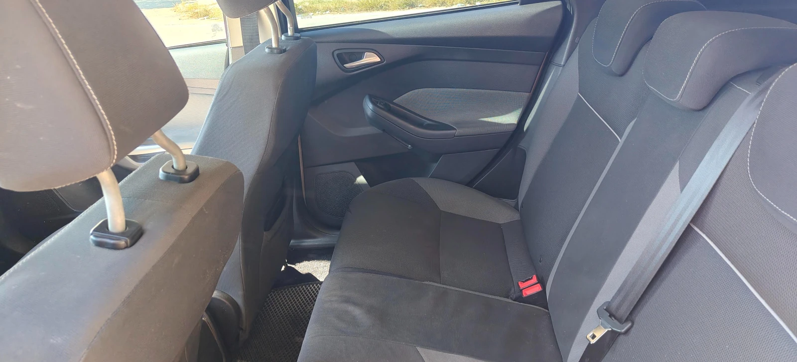 Ford Focus 1.6 DI, снимка 11 - Автомобили и джипове - 56185010