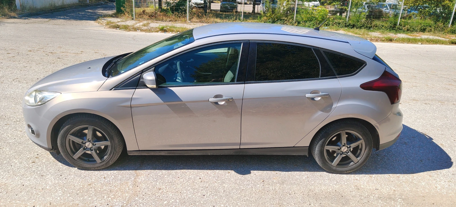 Ford Focus 1.6 DI, снимка 10 - Автомобили и джипове - 56185010