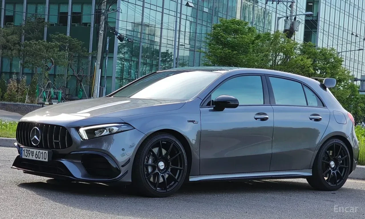 Mercedes-Benz A45 AMG, снимка 3 - Автомобили и джипове - 56741356
