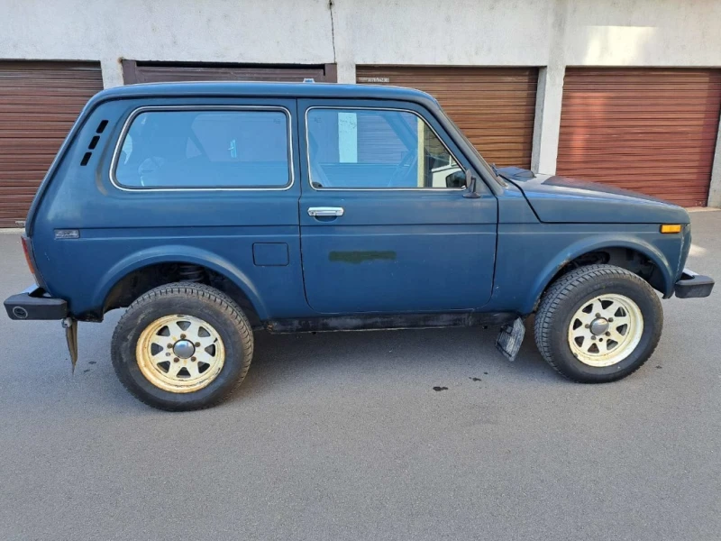 Lada Niva 1.7, снимка 3 - Автомобили и джипове - 52584139