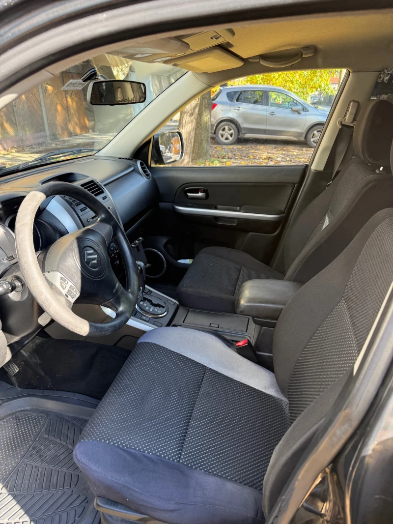 Suzuki Grand vitara, снимка 8 - Автомобили и джипове - 52477735
