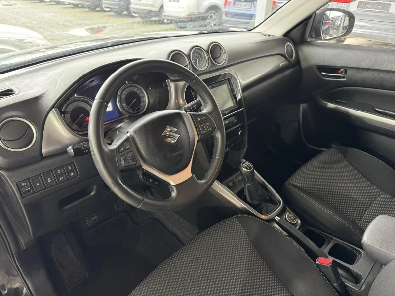 Suzuki Vitara 112ps* 4x4* DISTRONIC* НАВИ* КОЖА* КАМЕРА, снимка 9 - Автомобили и джипове - 53242540
