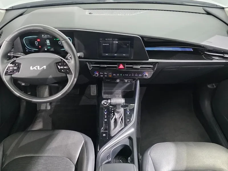 Kia Niro PRESTIGE, снимка 7 - Автомобили и джипове - 56408777