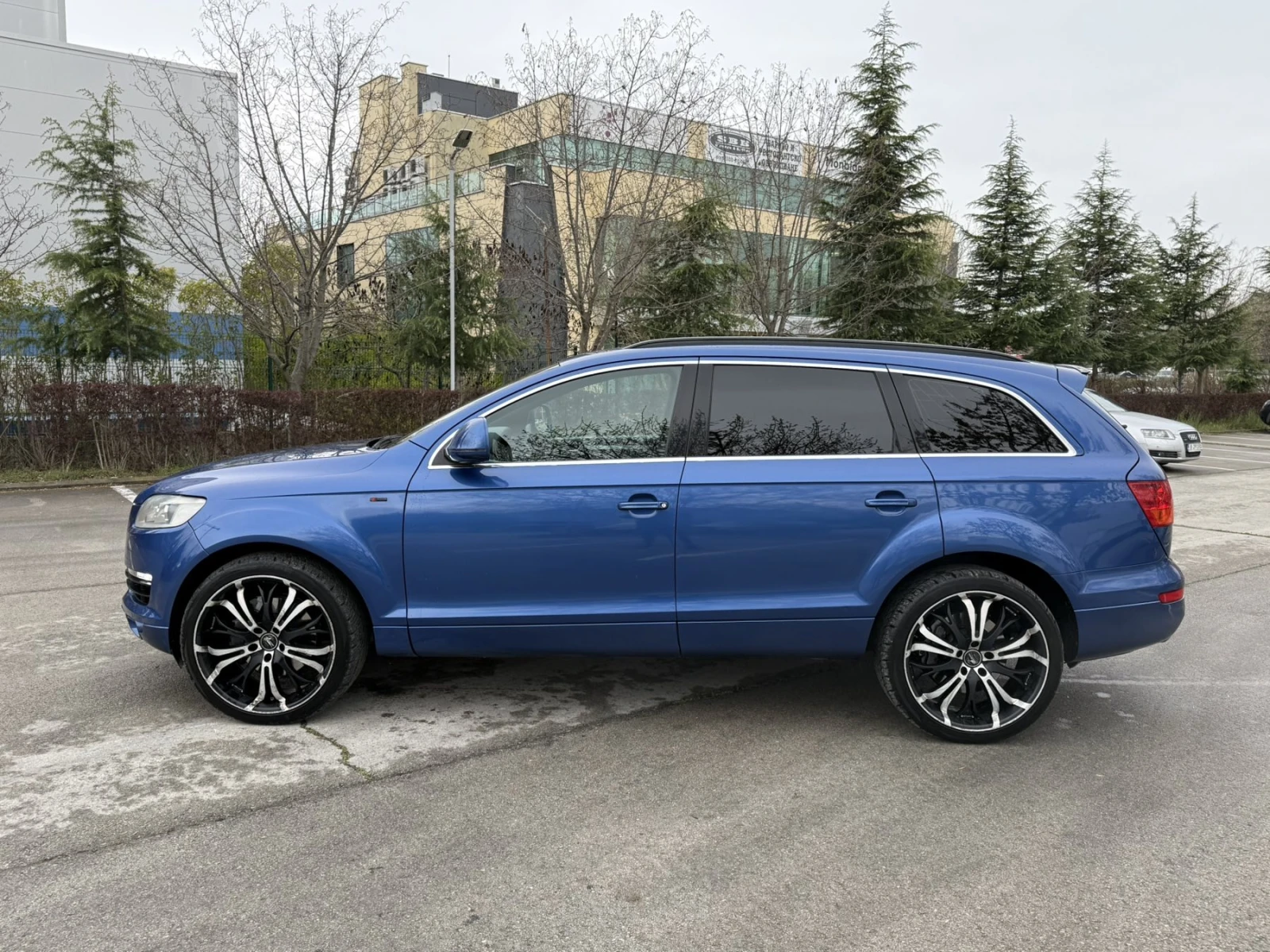 Audi Q7 4.2TDi S-Line - изображение 8