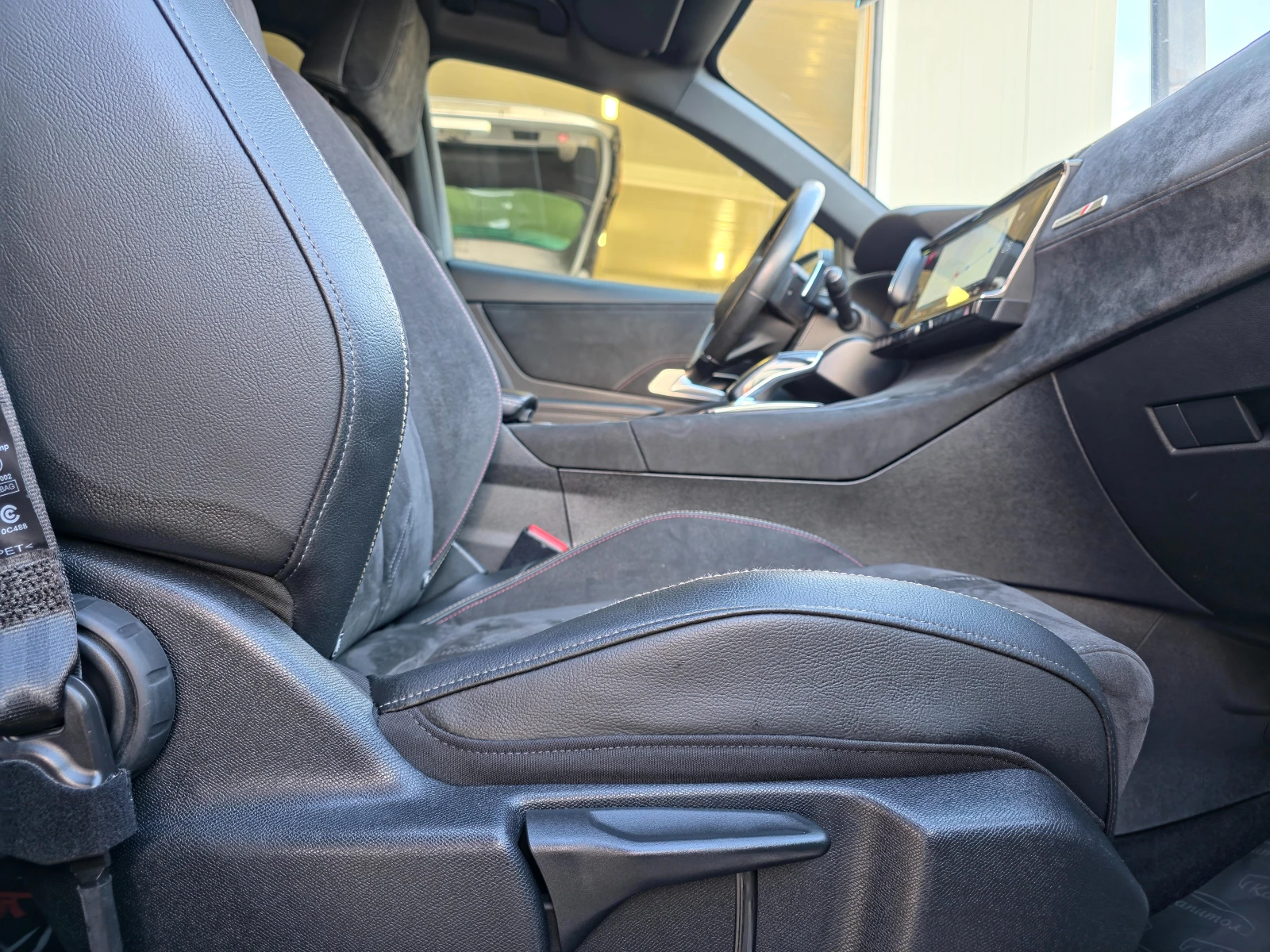 DS DS 7 Crossback 2.0BLUEHDI 177 EAT8 PERFORMACE LINE - изображение 9